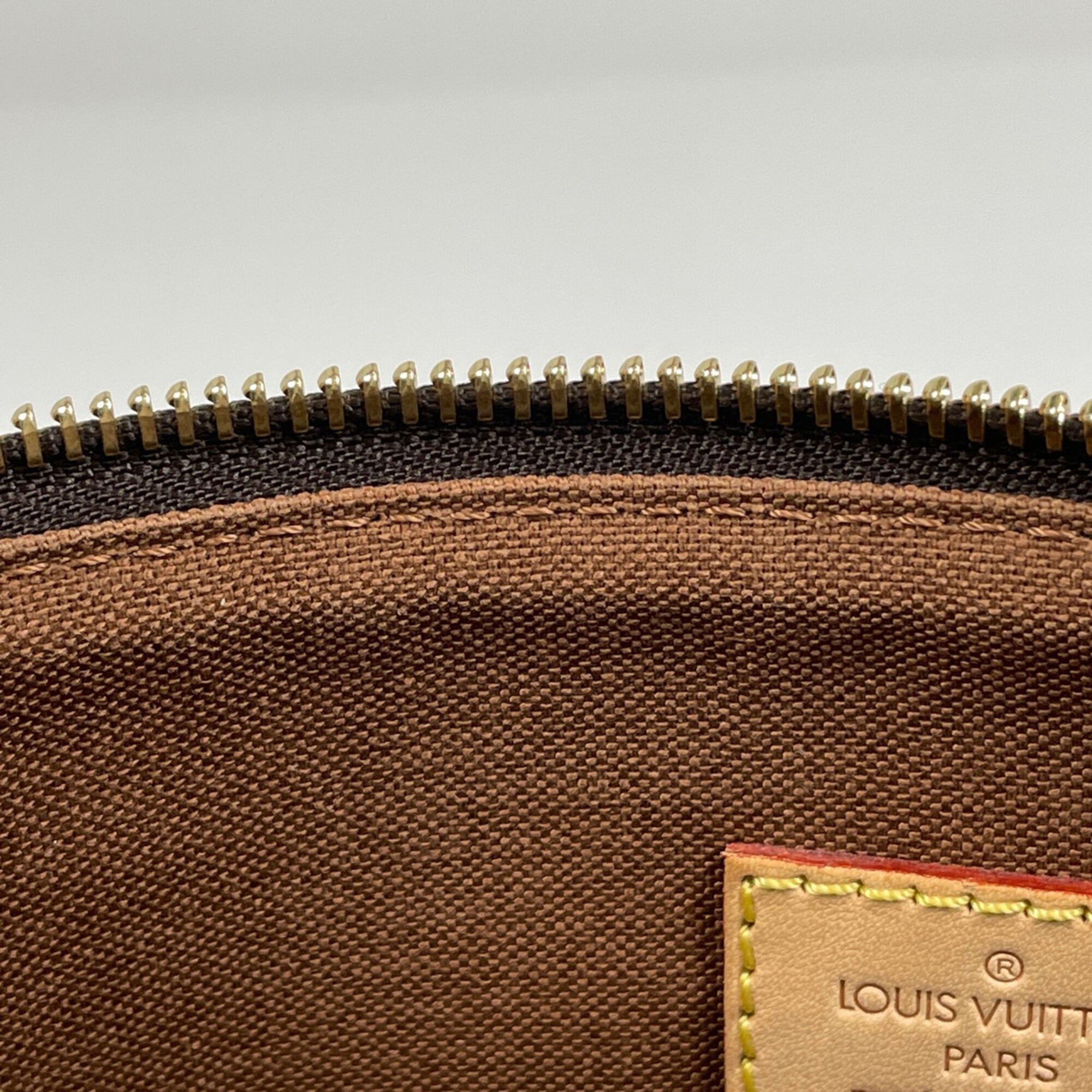 Louis Vuitton Brown Monogram Pochette (Pre-Owned)