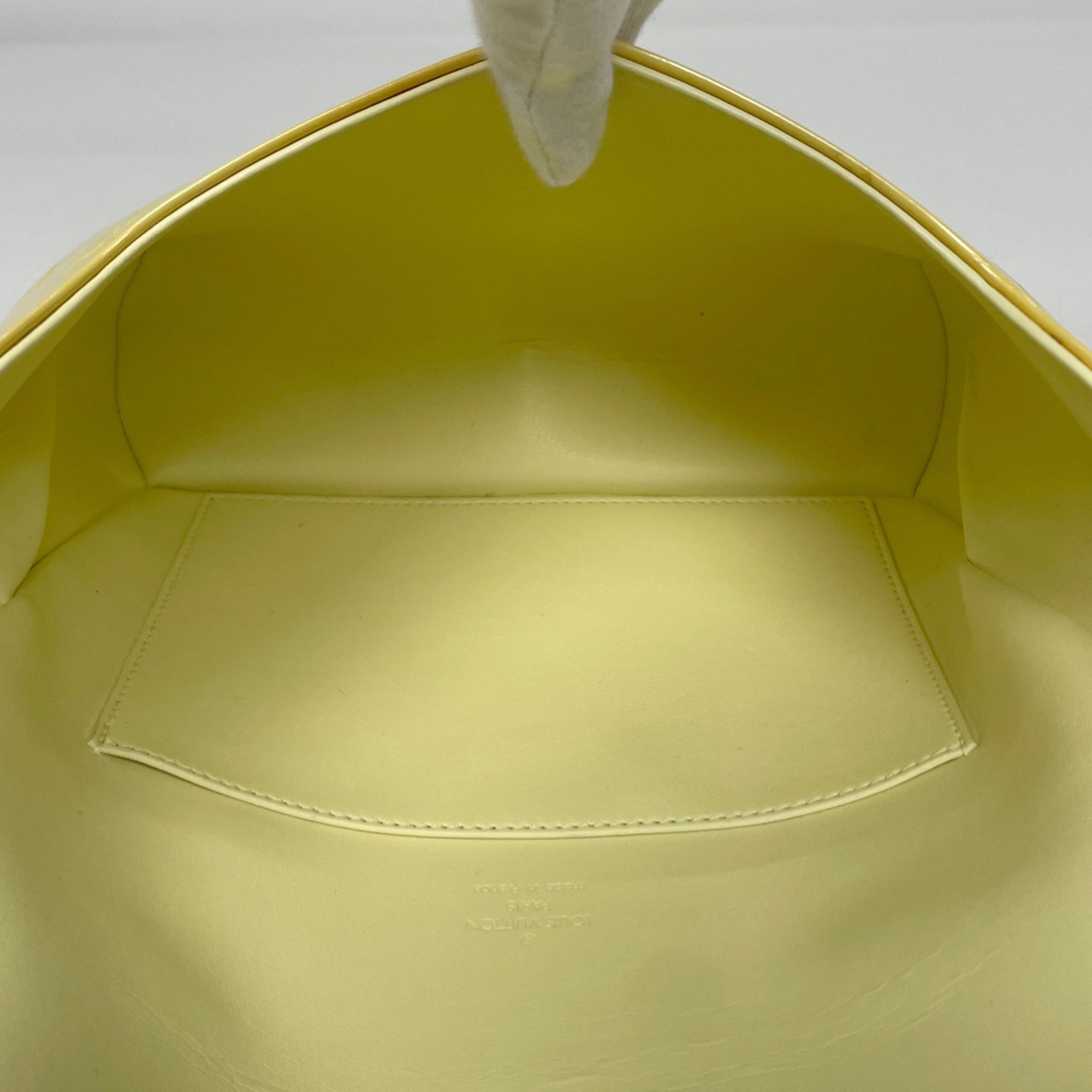 Louis Vuitton Lime Yellow Monogram Vernis Shoulder Bag (Pre-Owned)