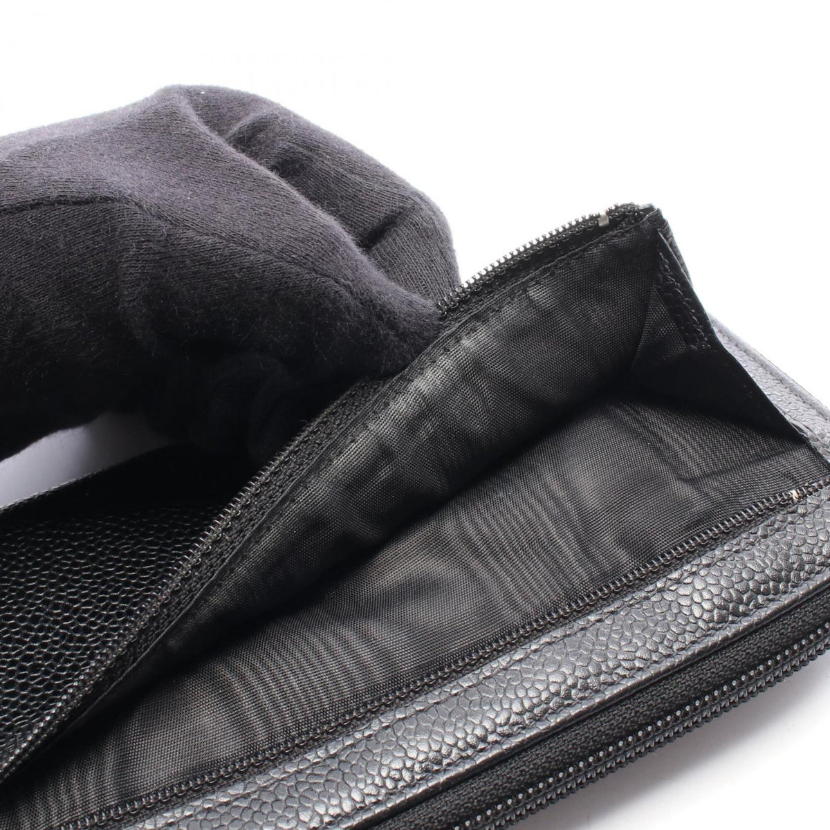 Chanel Black Grained Calfskin Long Wallet (Bi-Fold) (Pre-Owned)