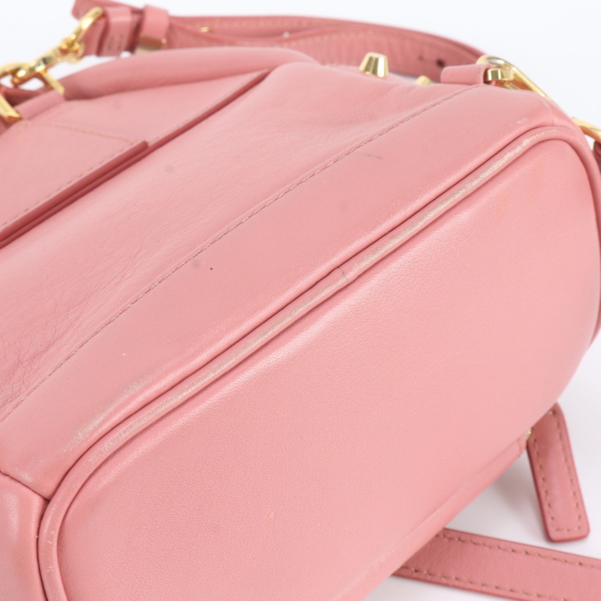 Mcm Pink Leather Shoulder Bag (Pre-Owned)