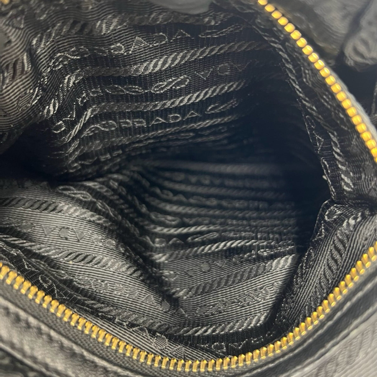 Prada Black Nylon Leather Handbag Shoulder Bag Tote Bag (Pre-Owned)