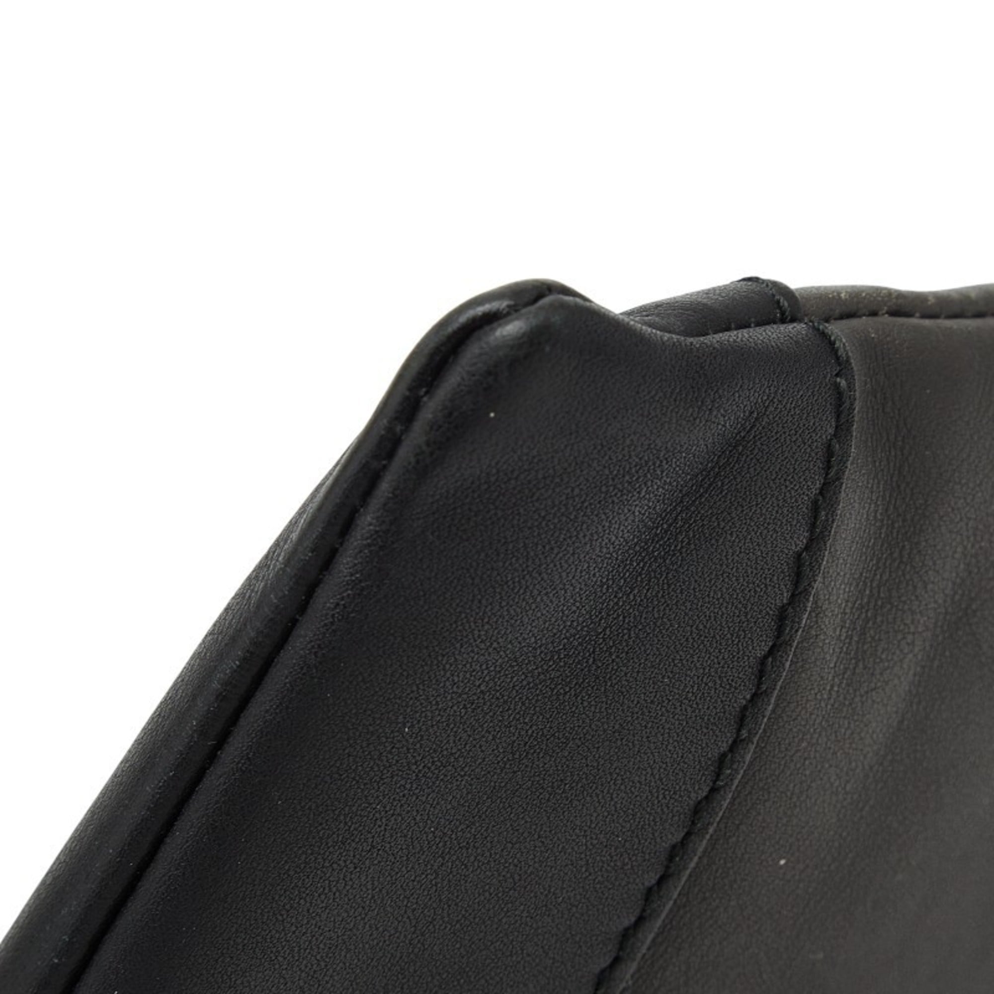 Balenciaga Black Leather Clutch Bag (Pre-Owned)