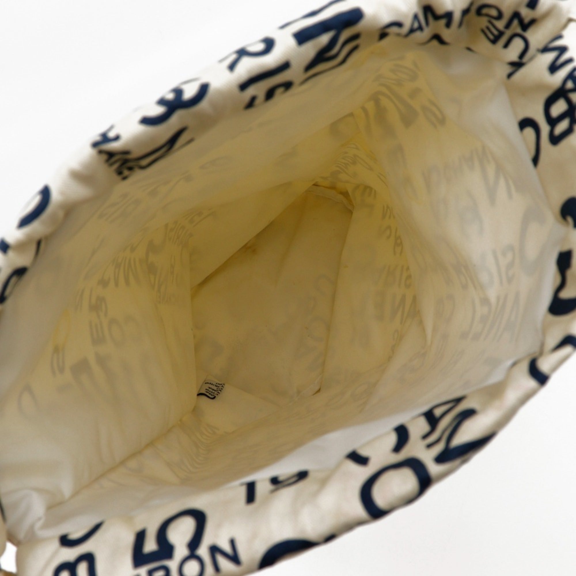 Chanel White Cotton Beach Bag Shoulder Bag (Pre-Owned)