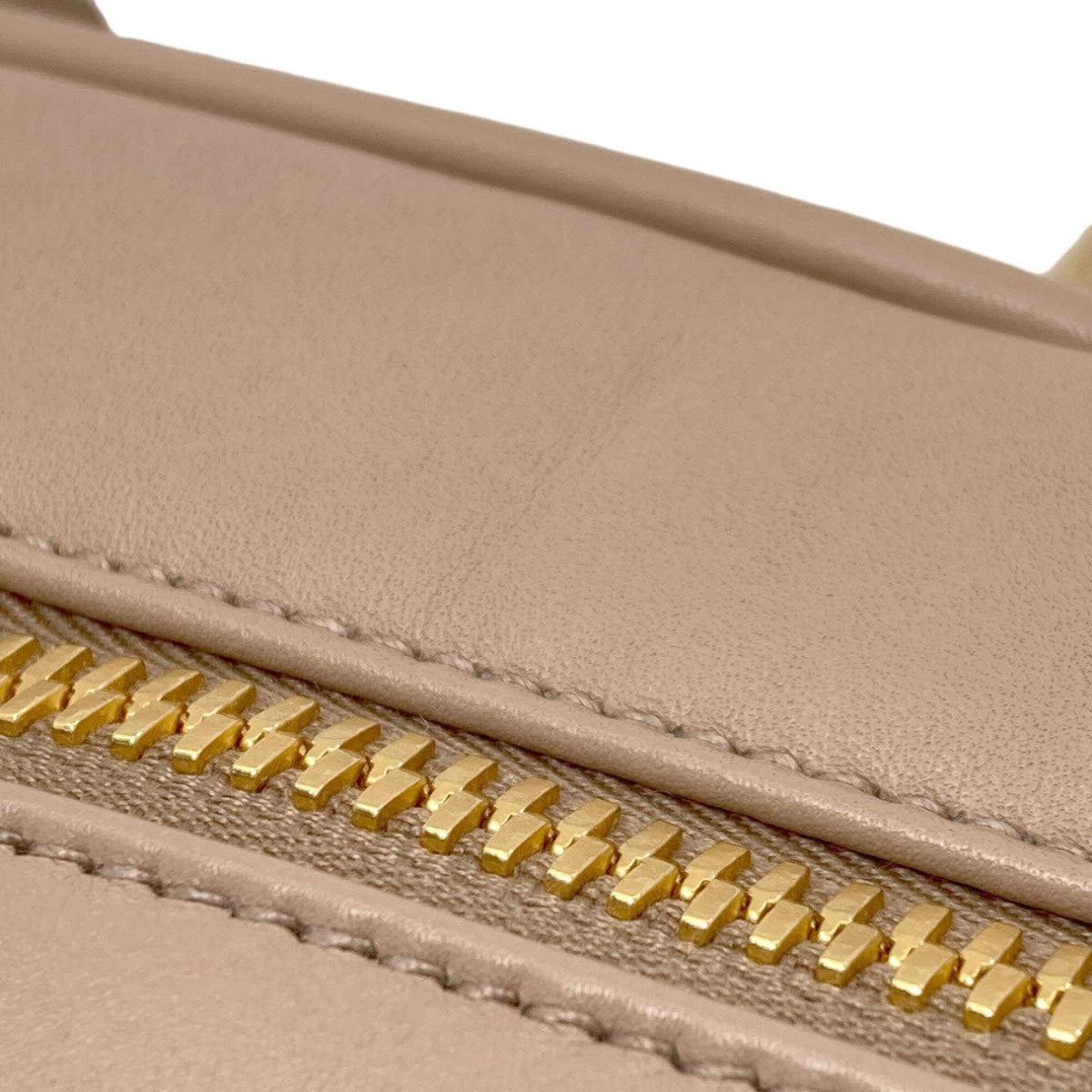 Miu Miu Beige Leather Handbag (Pre-Owned)