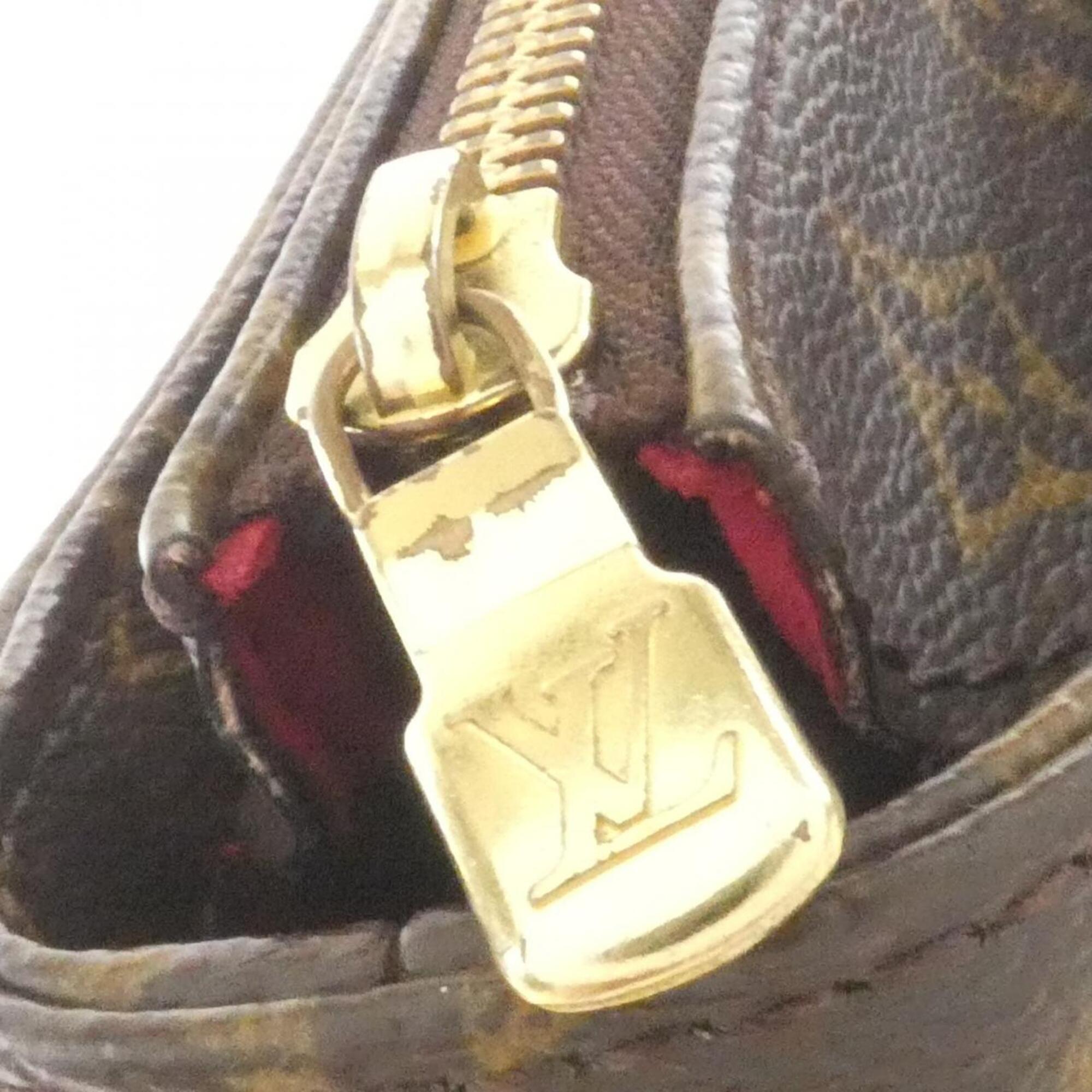 Louis Vuitton Marron Coated Canvas Shoulder Bag (Pre-Owned)