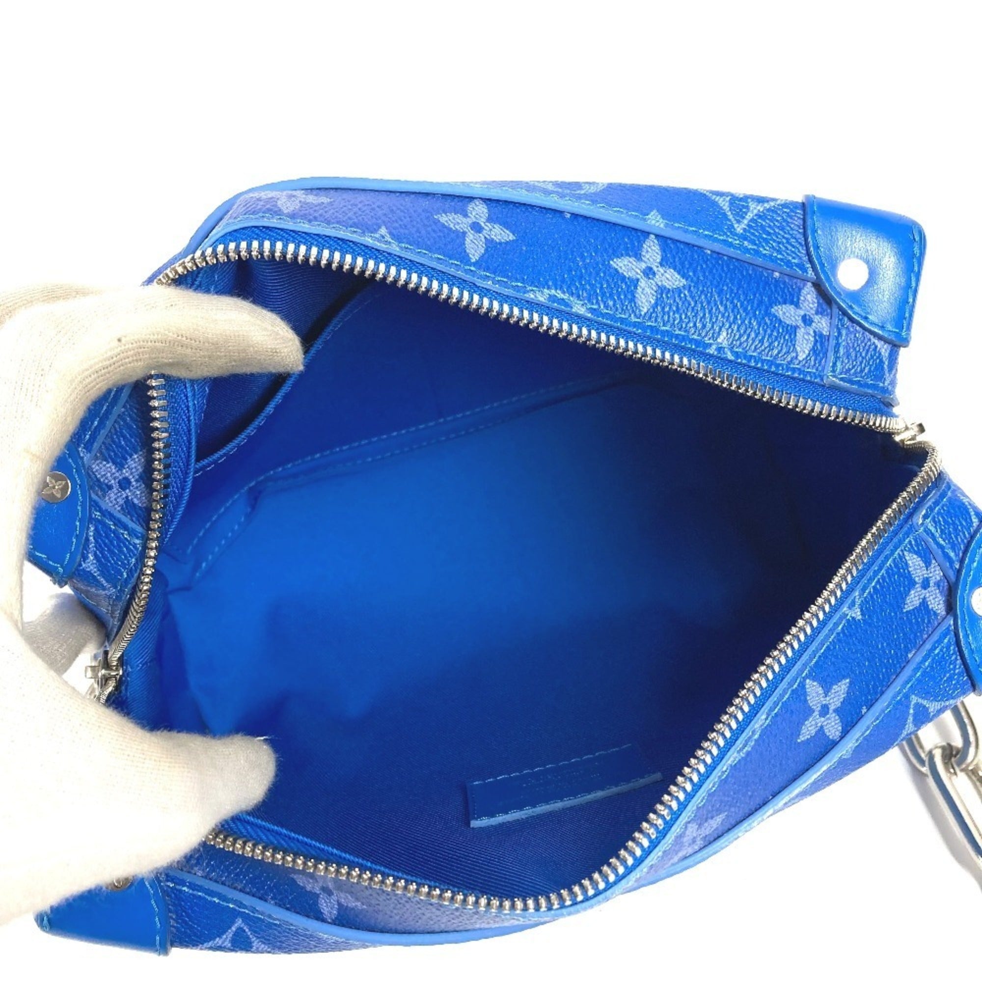 Louis Vuitton Blue White Canvas Leather Shoulder Bag (Pre-Owned)
