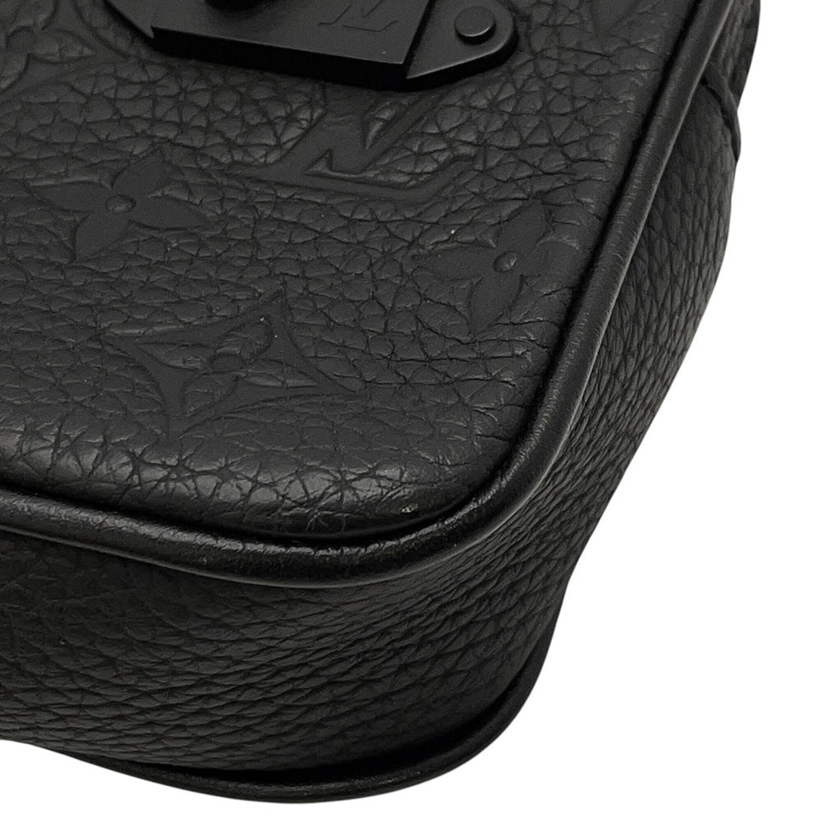 Louis Vuitton Black Monogram Noir Monogram Handbag Pochette (Pre-Owned)