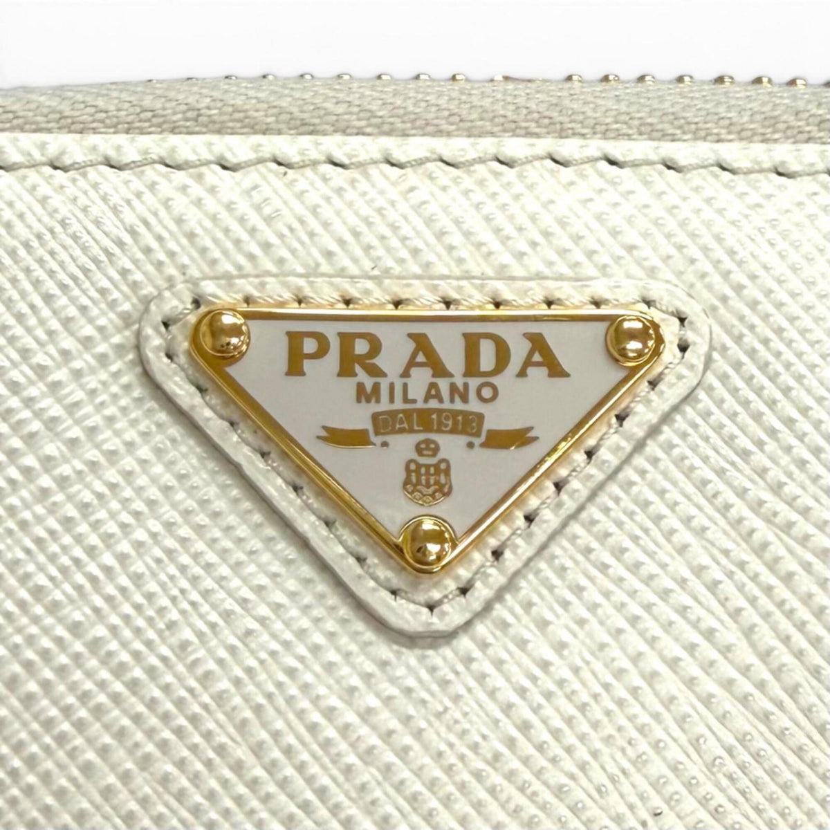 Prada White Leather Pouch (Pre-Owned)