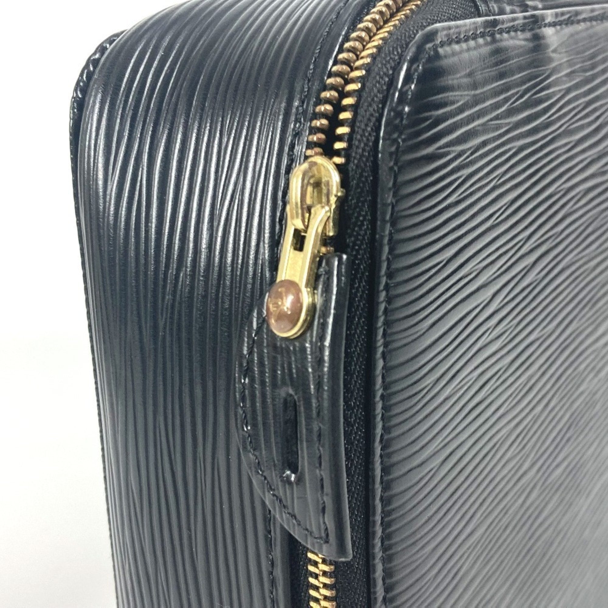 Hermes Black Leather Pouch (Pre-Owned)