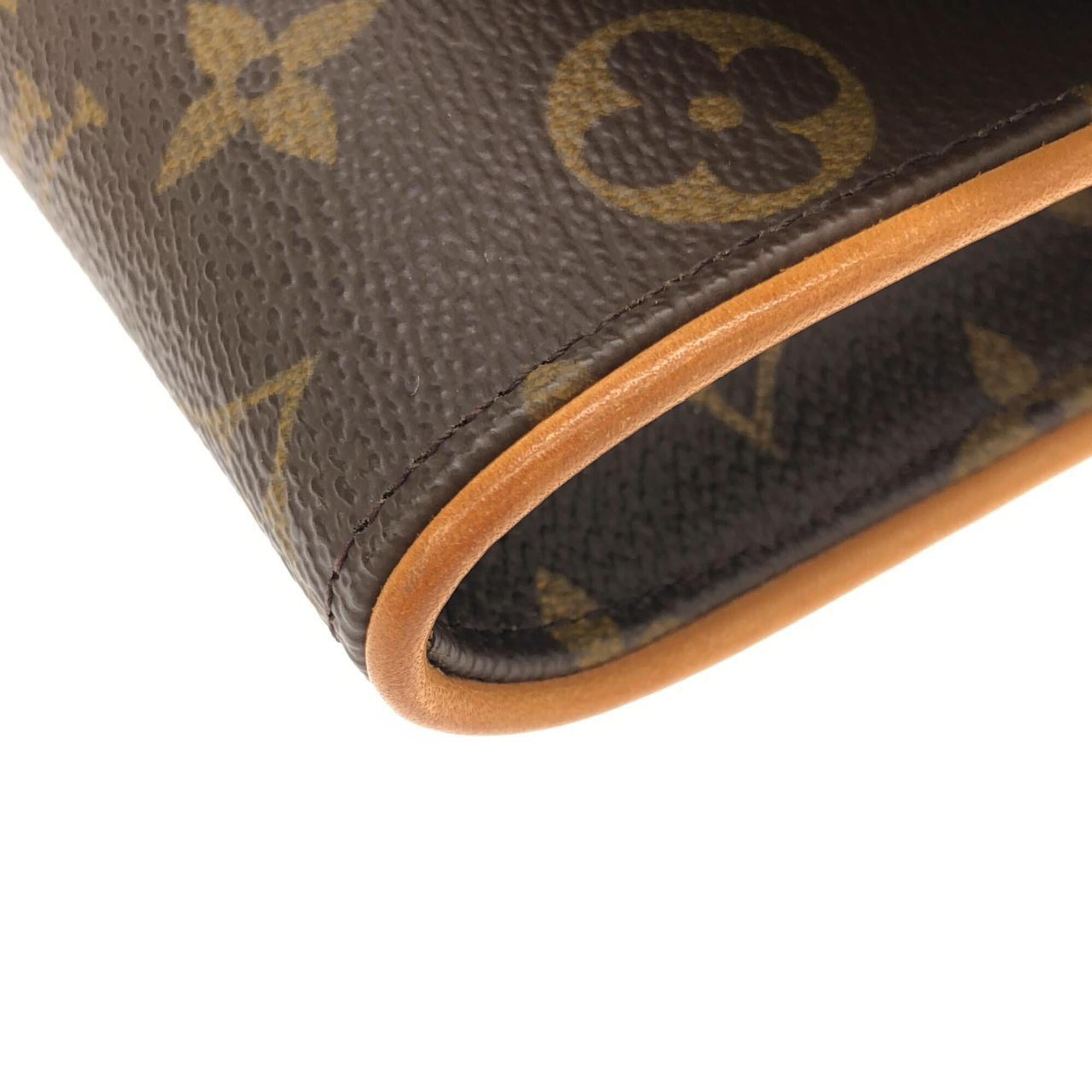 Louis Vuitton Marron Coated Canvas Pochette Shoulder Bag (Pre-Owned)