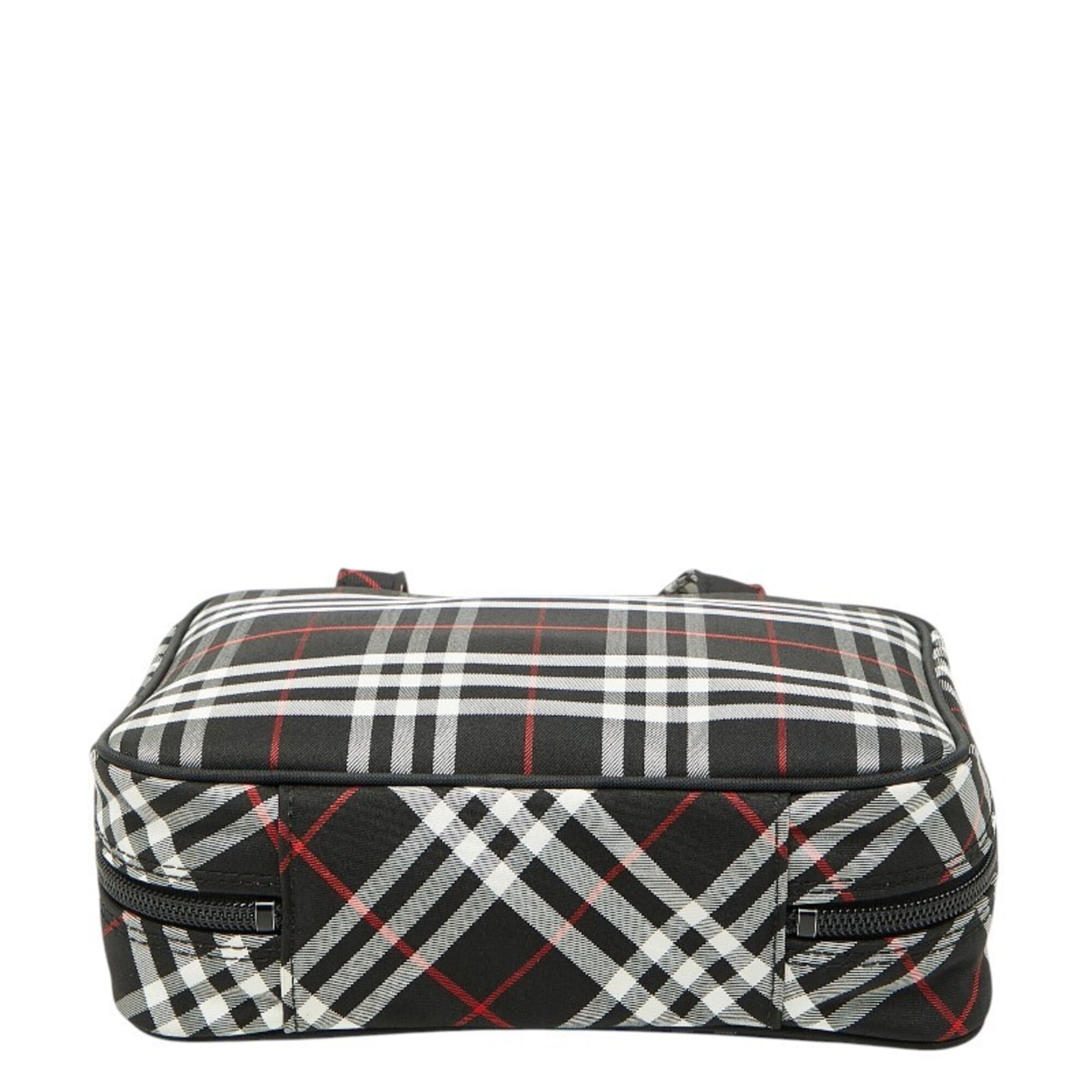 Burberry Black Nylon Handbag (Pre-Owned)