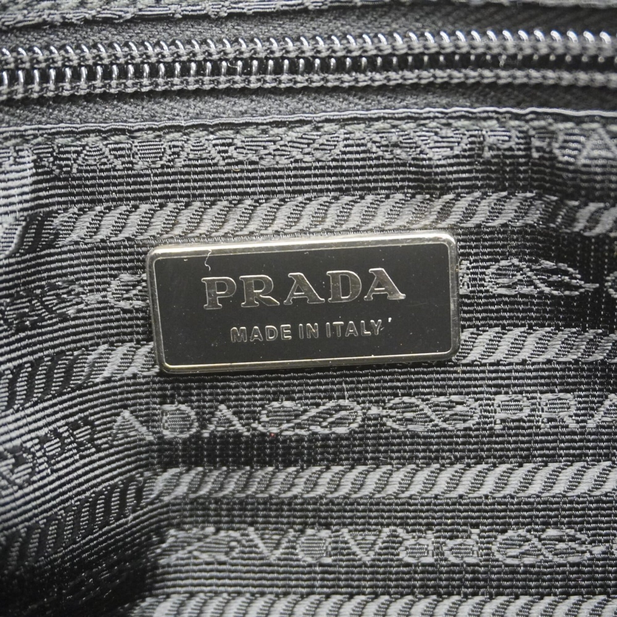 Prada Black Nylon Shoulder Bag (Pre-Owned)