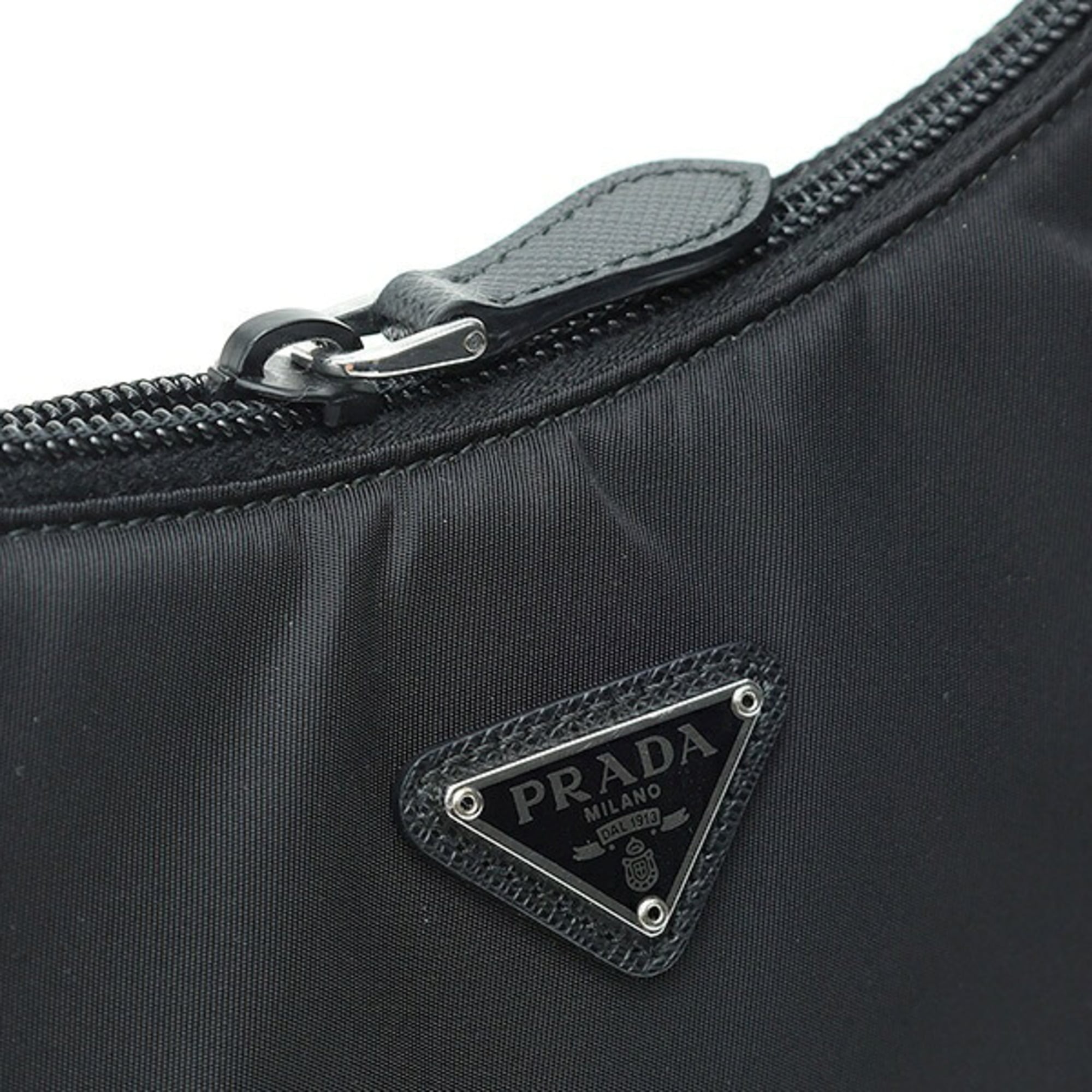 Prada Black Nylon Shoulder Bag (Pre-Owned)