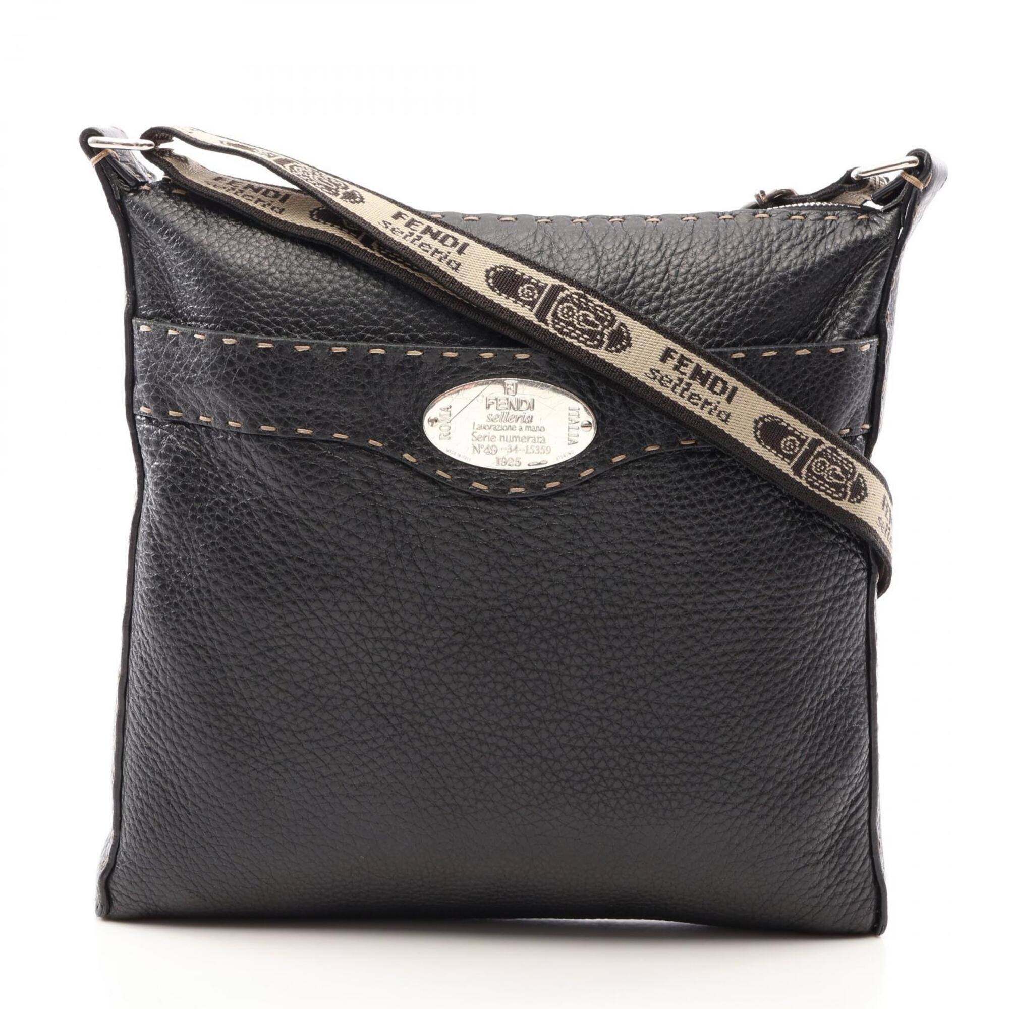 Fendi Black Leather Handbag Shoulder Bag (Pre-Owned)