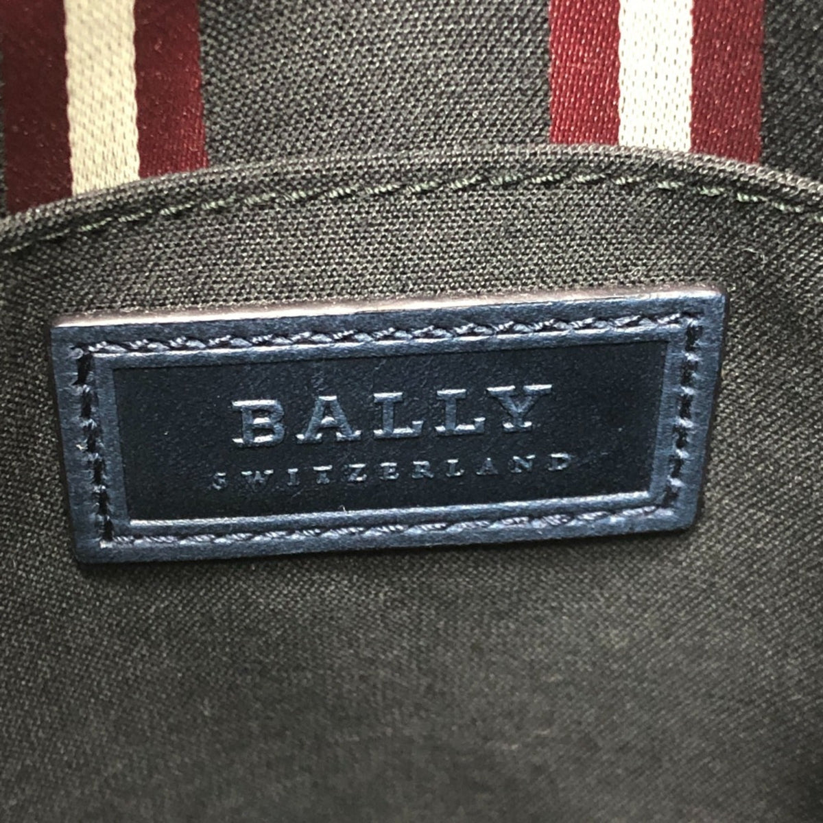 Bally Navy Leather Handbag Shoulder Bag (Pre-Owned)