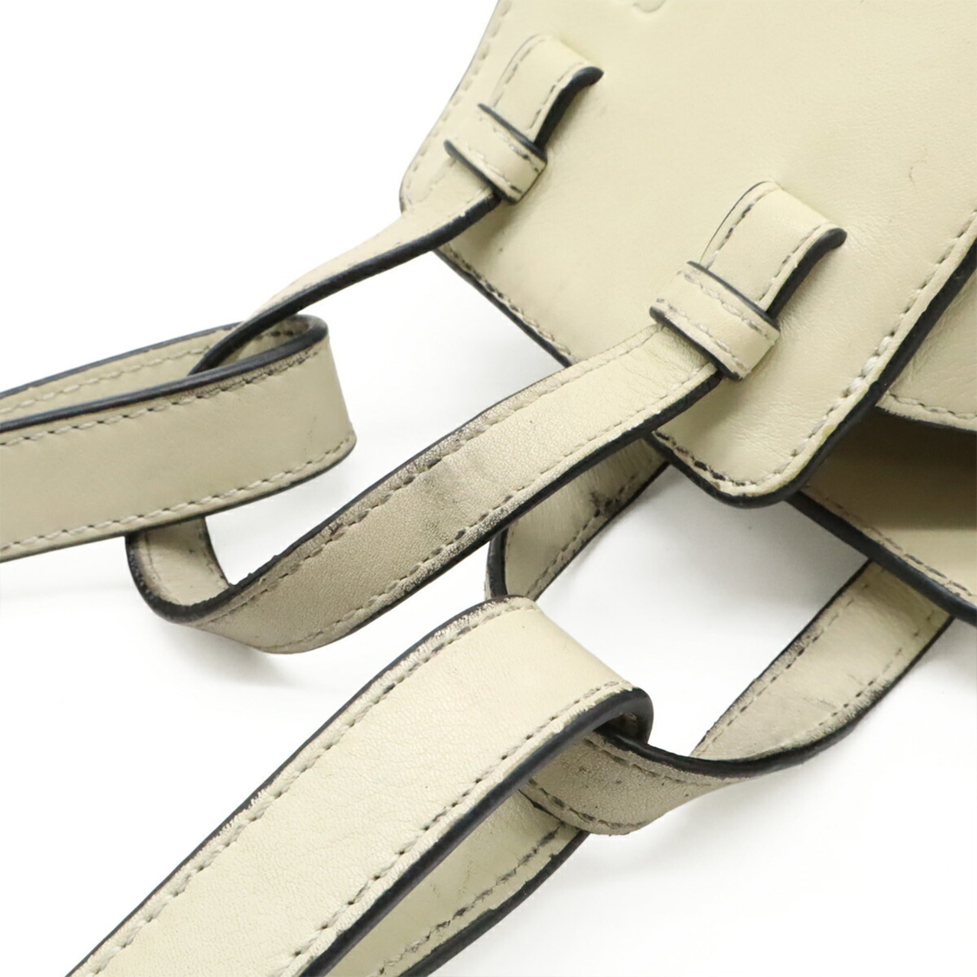 Loewe Hammock Ivory Leather Handbag Shoulder Bag (Pre-Owned)