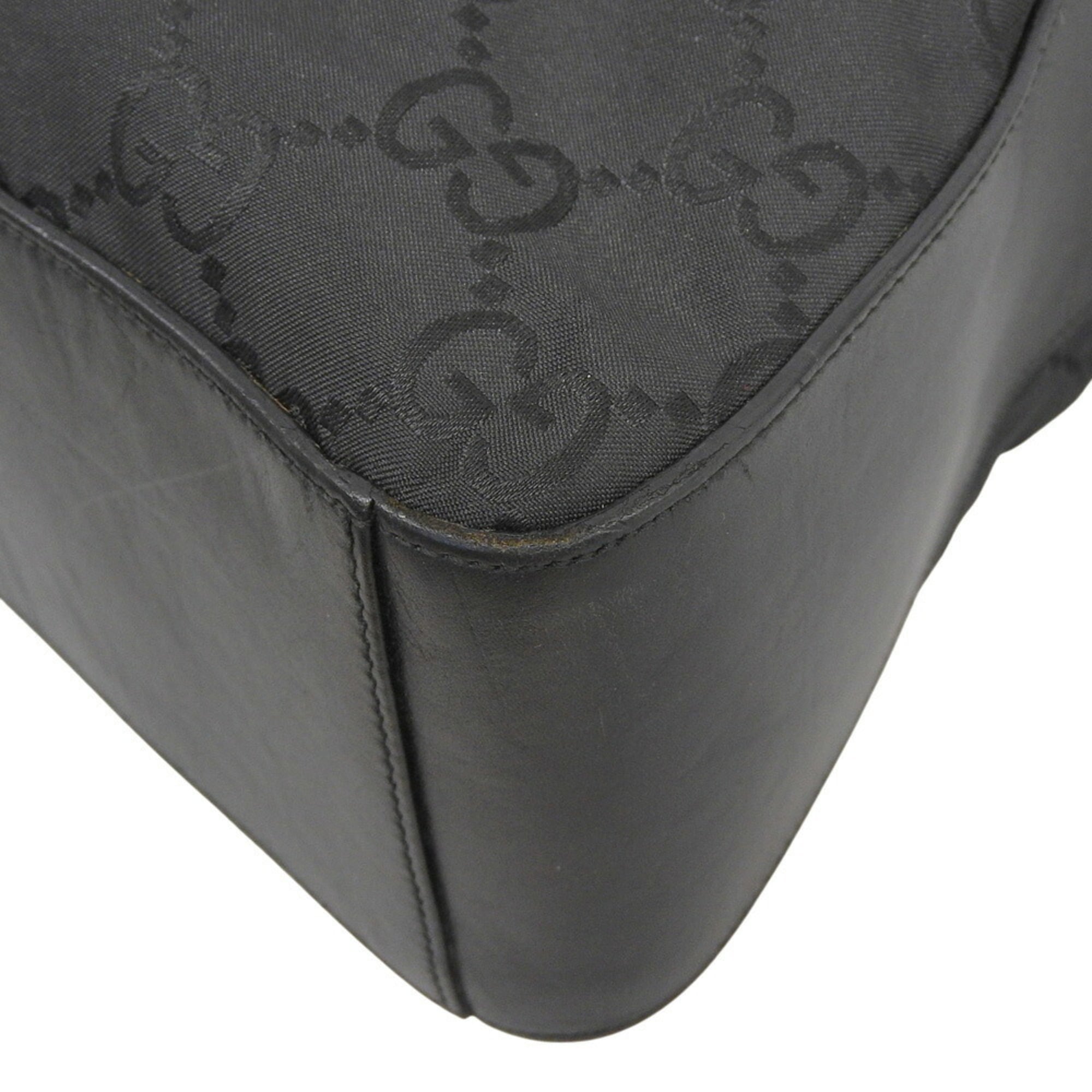 Gucci Black Nylon Leather Shoulder Bag (Pre-Owned)