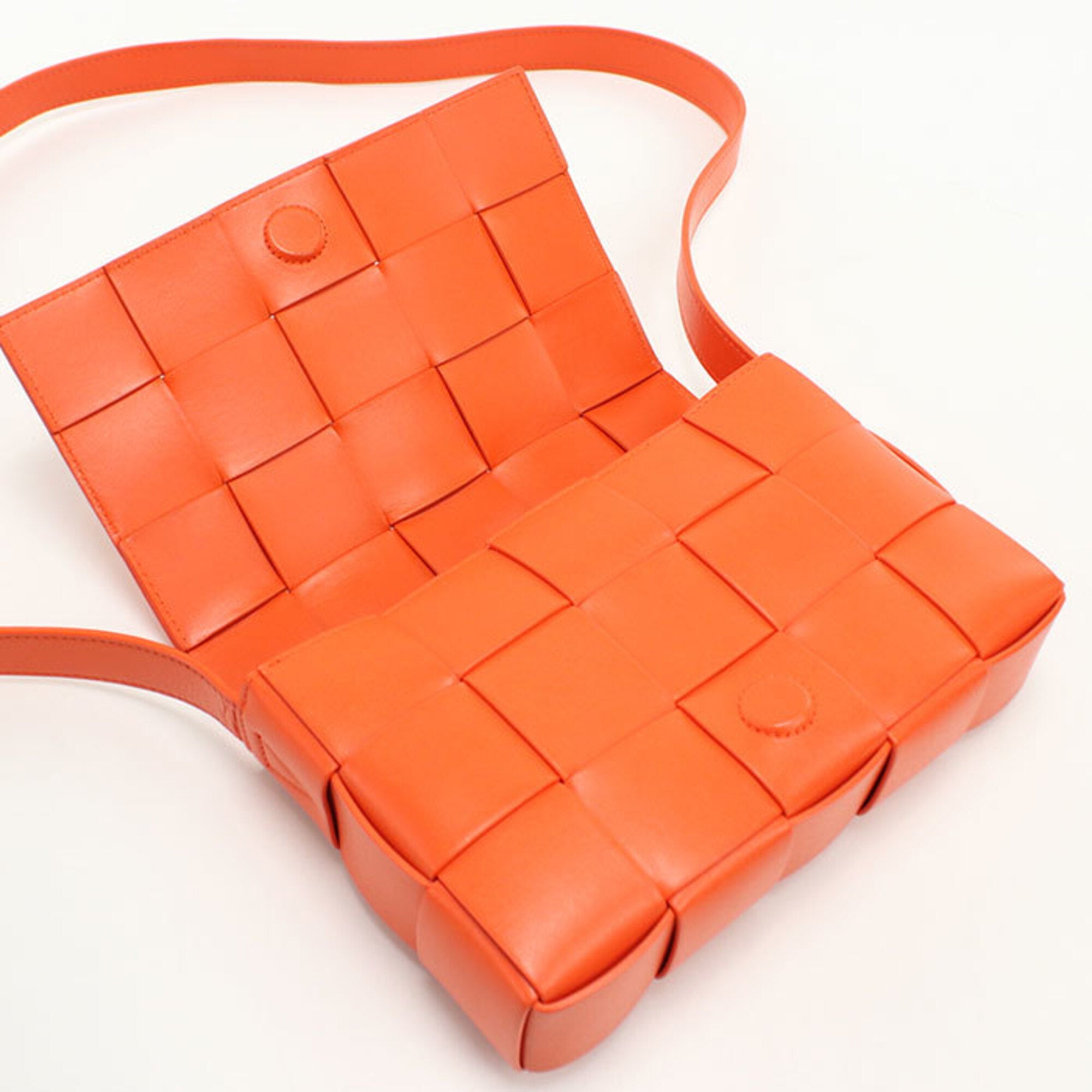 Bottega Veneta Orange Leather Shoulder Bag (Pre-Owned)