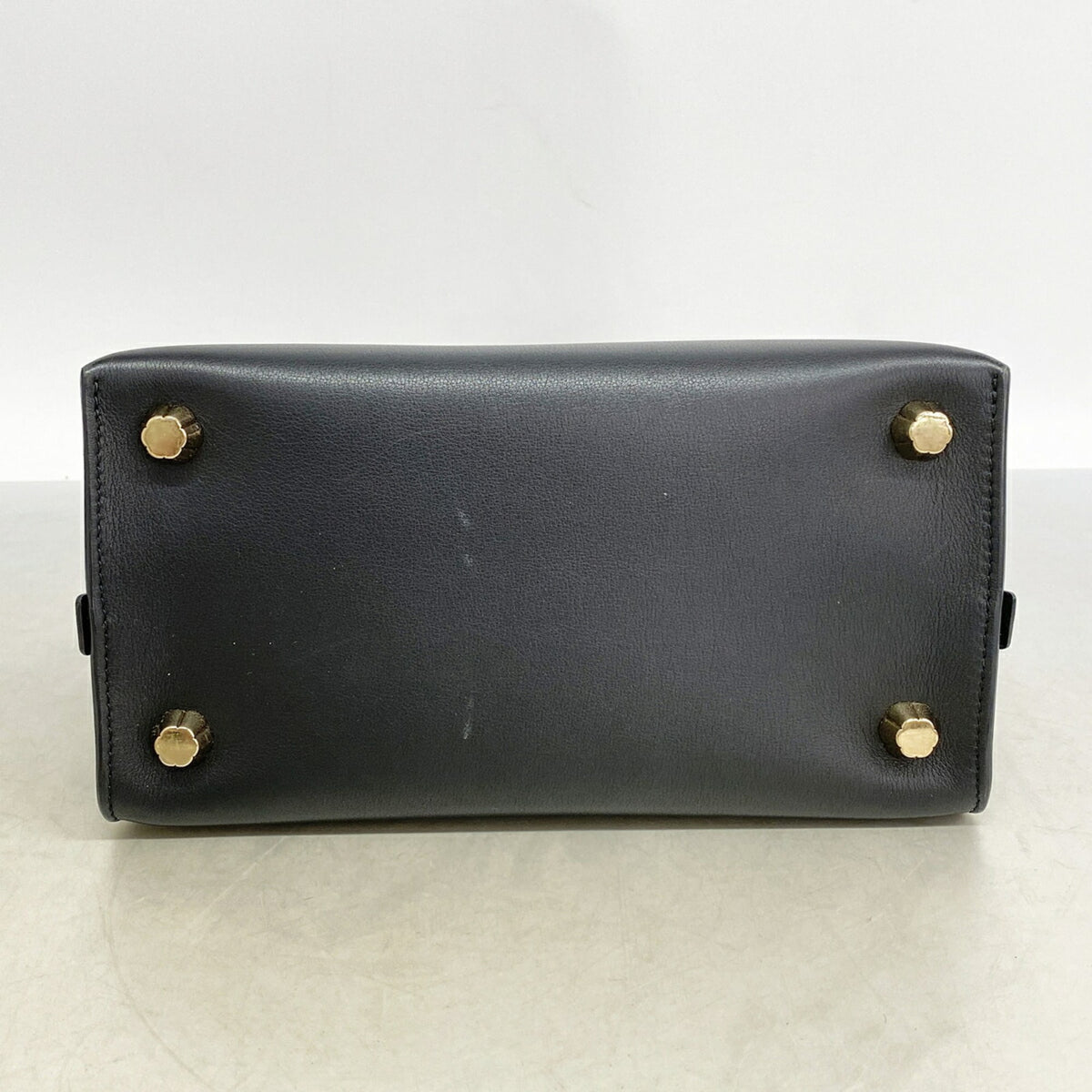 Salvatore Ferragamo Black Red Color Leather Handbag (Pre-Owned)