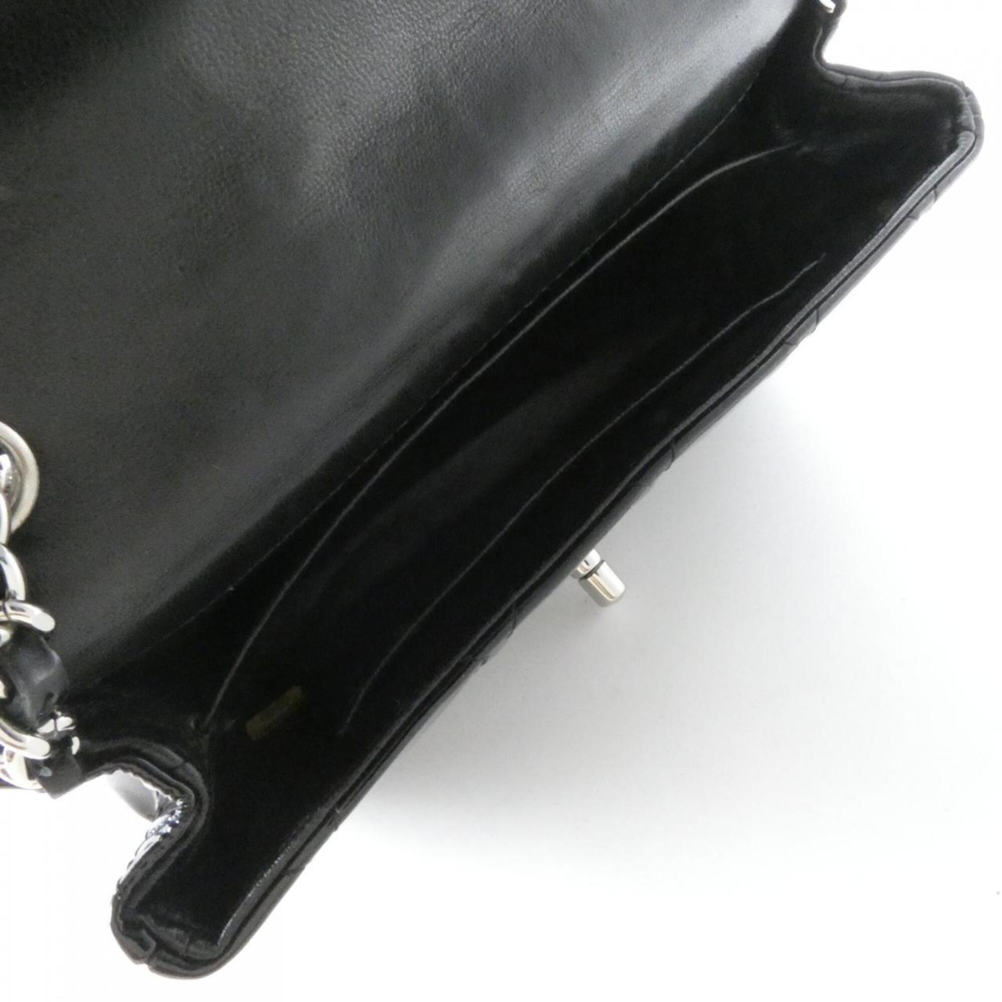 Chanel Black Leather Shoulder Bag (Pre-Owned)