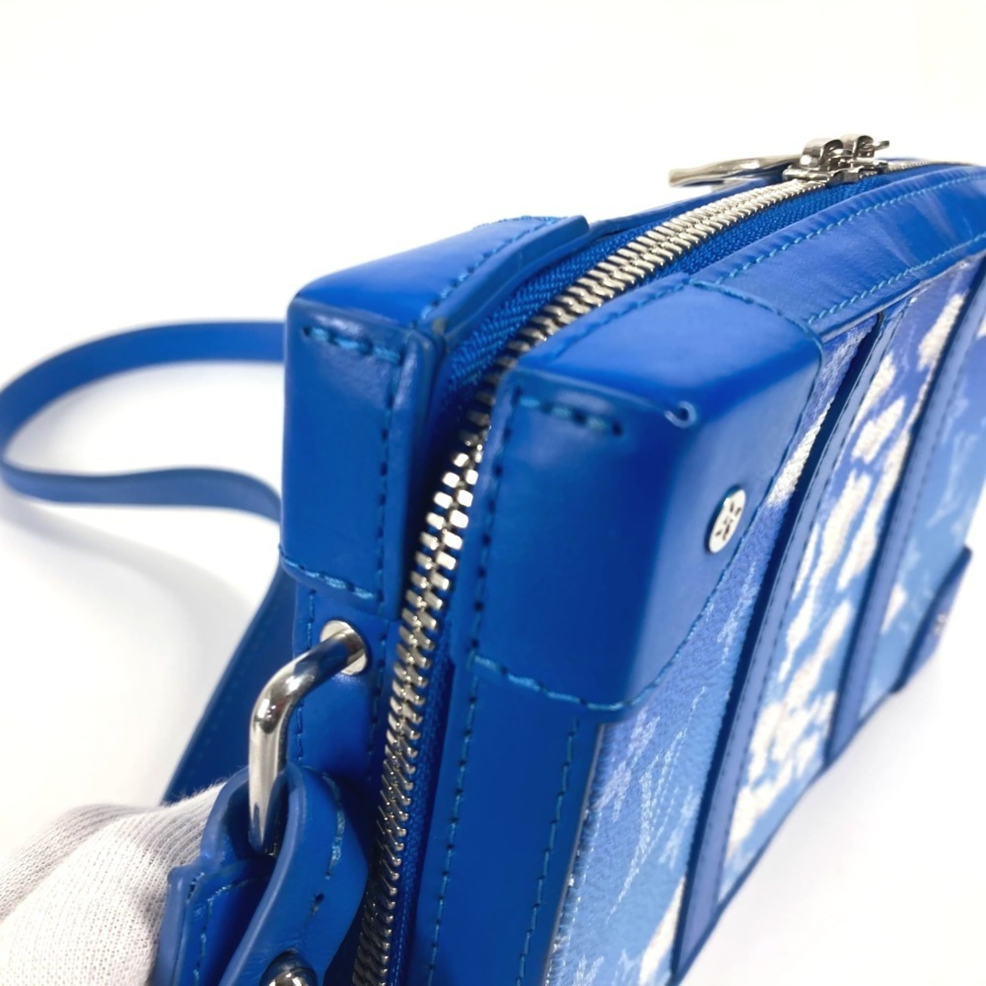 Louis Vuitton Blue White Monogram Clutch Bag Pochette Shoulder Bag (Pre-Owned)
