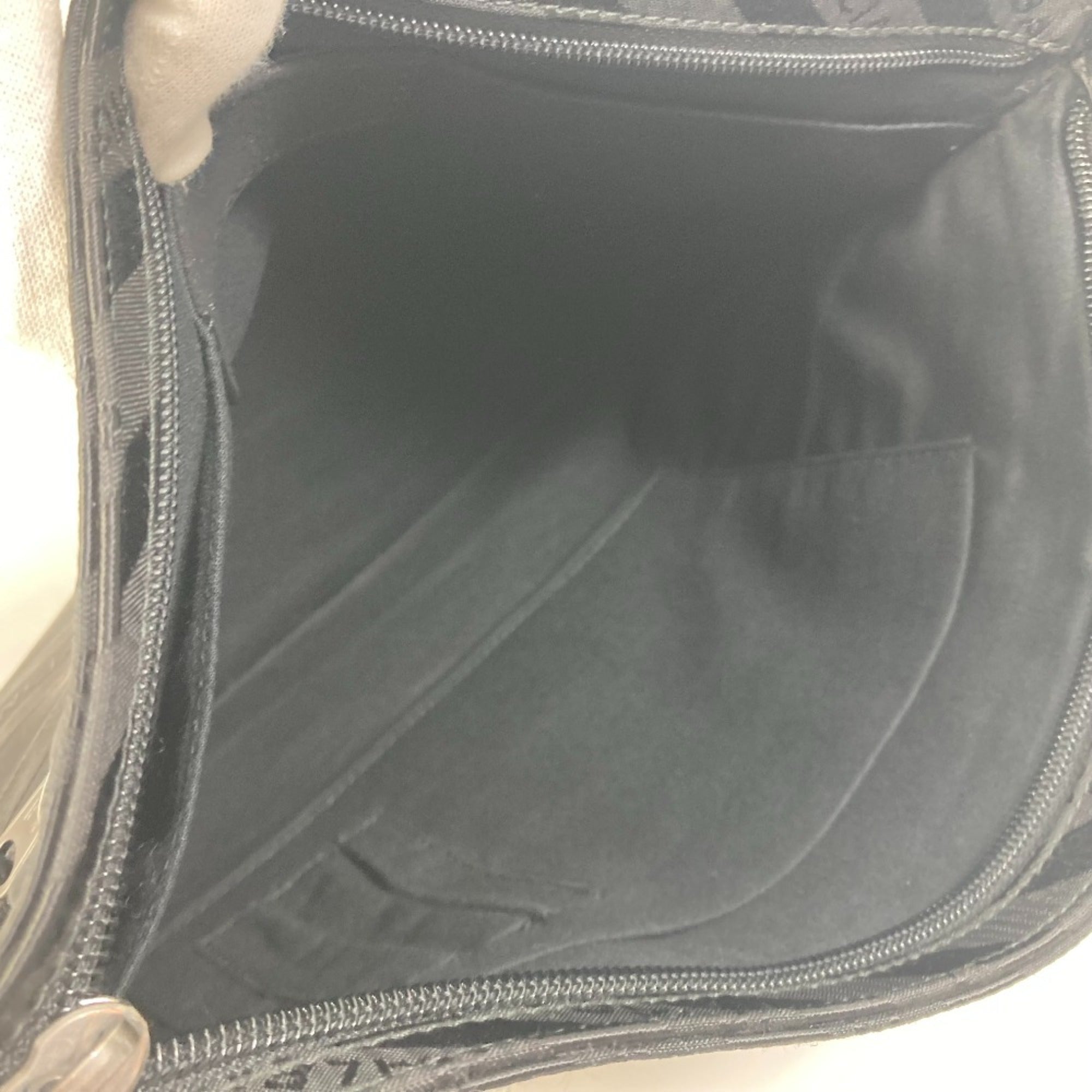 Balenciaga Black Cloth Clutch Bag (Pre-Owned)