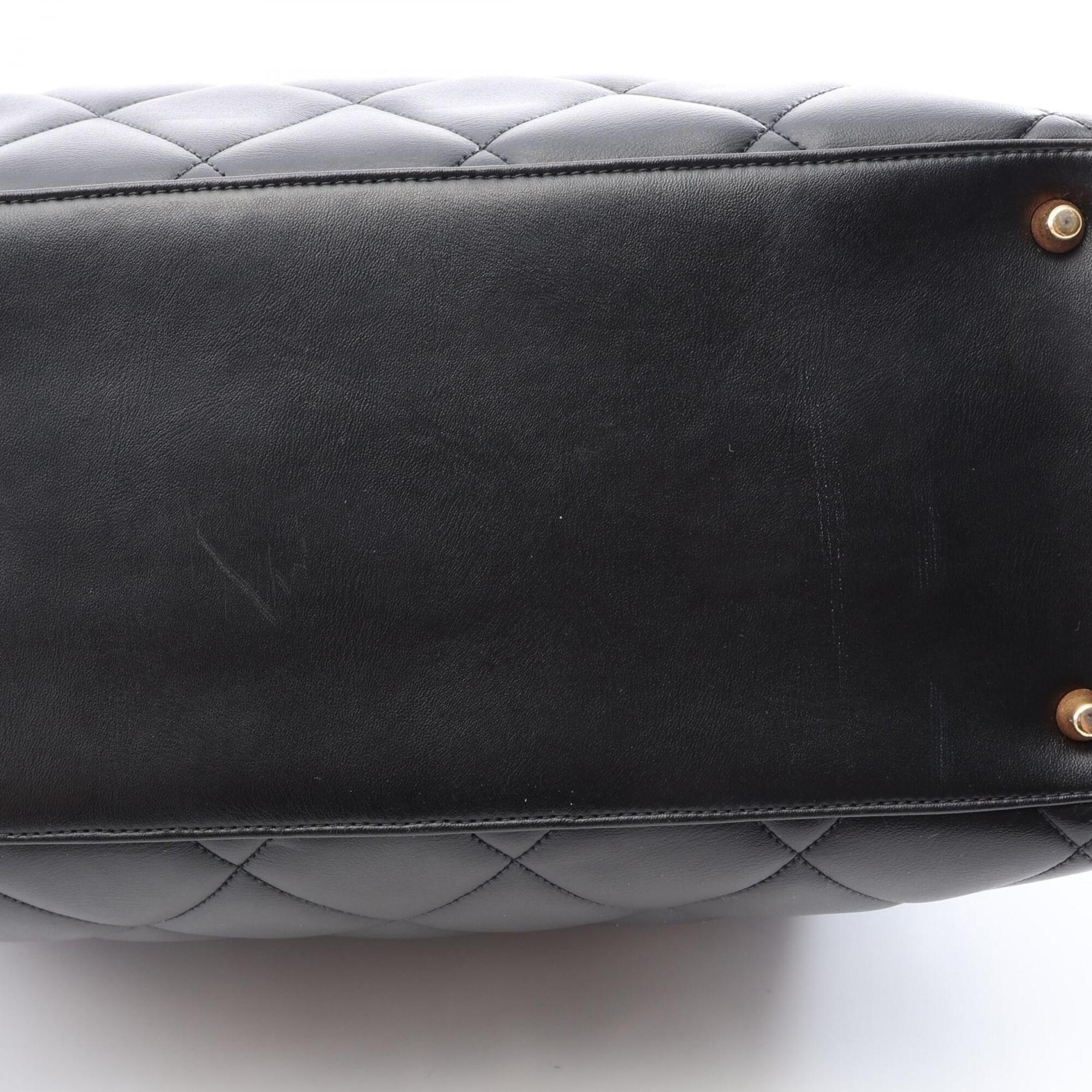 Chanel Black White Leather Boston Bag Handbag (Pre-Owned)