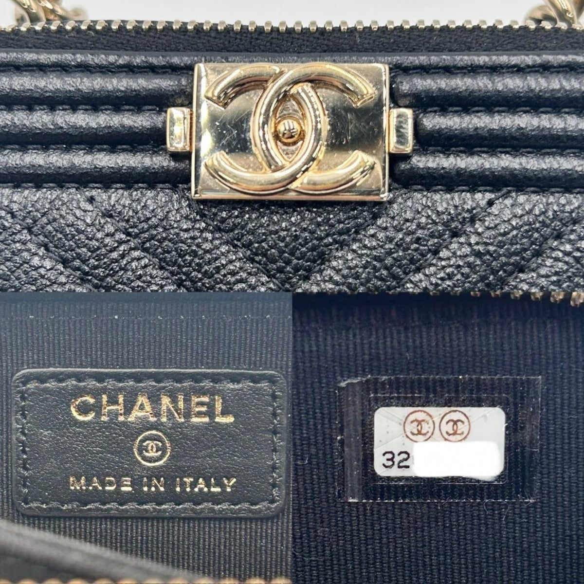 Chanel Black Grained Calfskin Shoulder Bag (Pre-Owned)