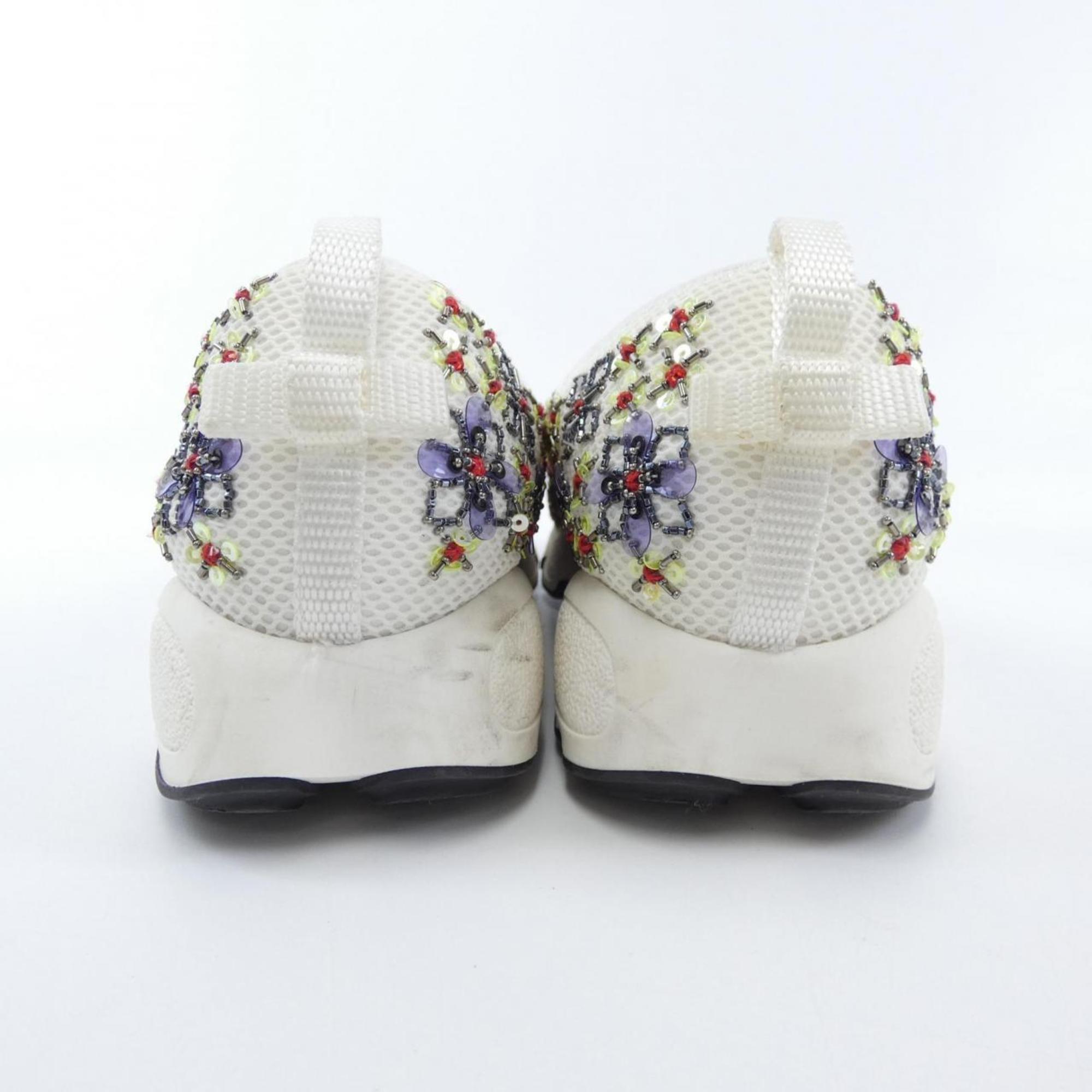 Christian Dior White Sneakers (Pre-Owned)