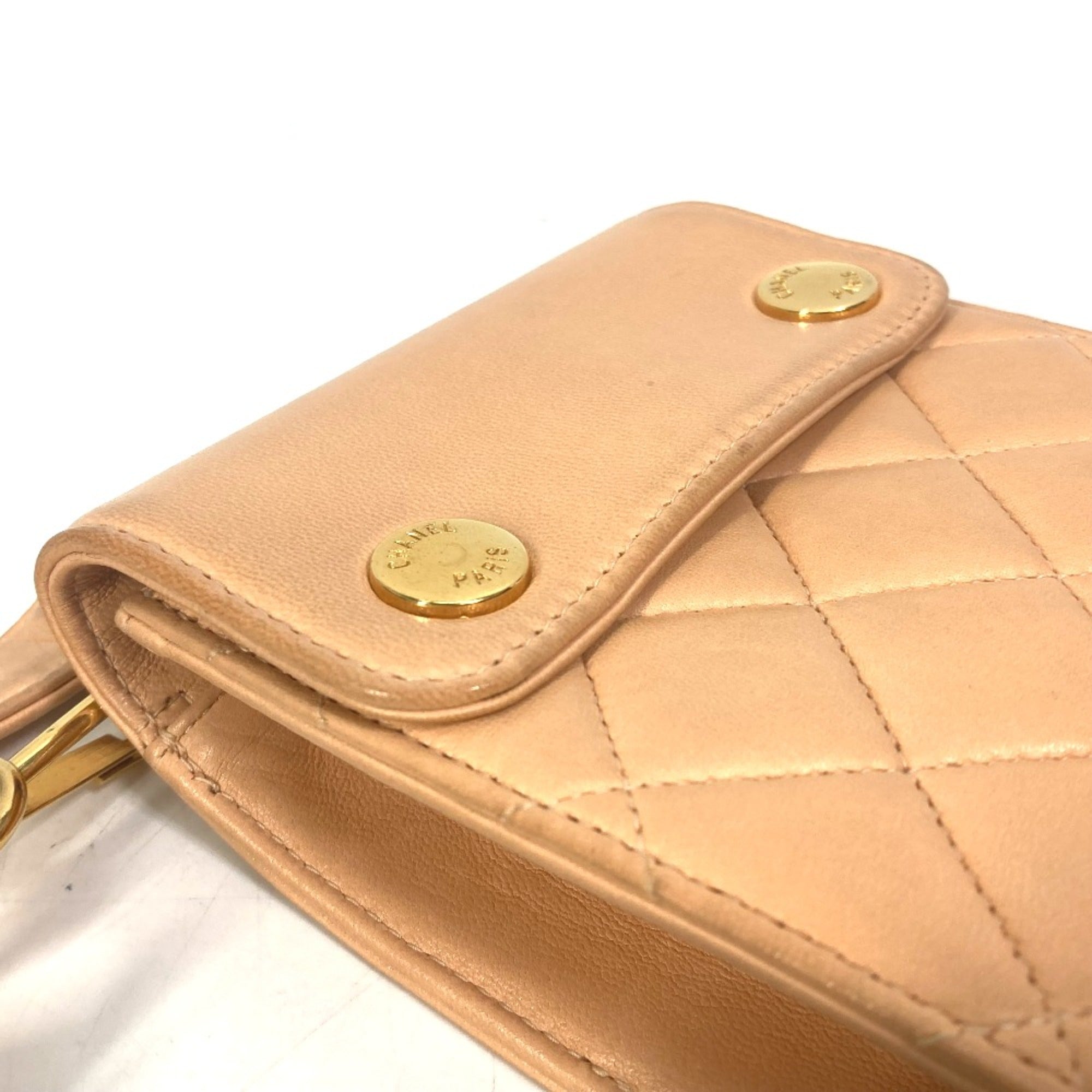 Chanel Pink Leather Shoulder Bag (Pre-Owned)