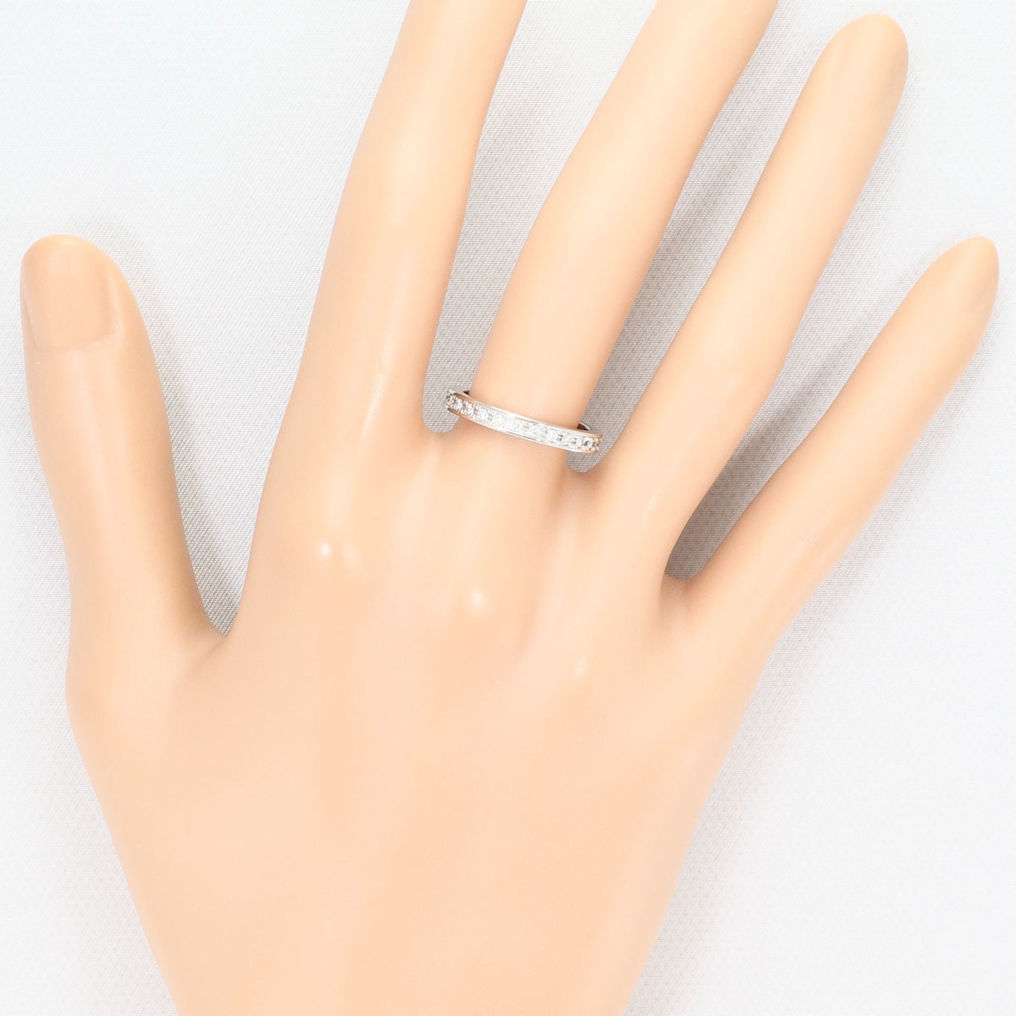 Unbranded White Gold White Gold (18K) Band Ring (Pre-Owned)