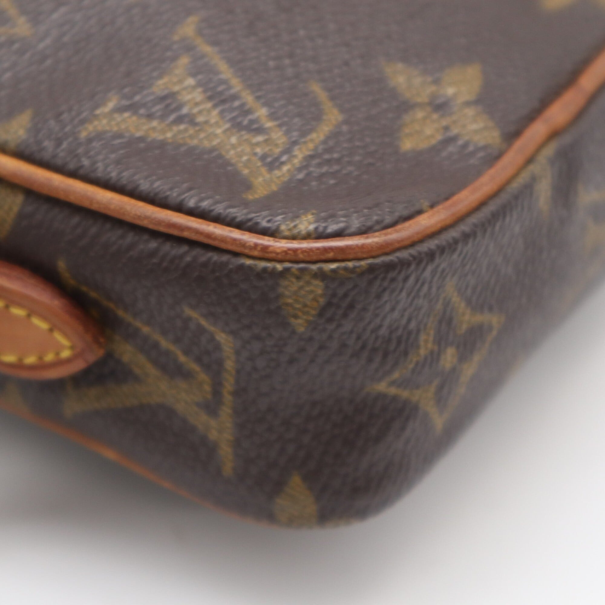 Louis Vuitton Monogram Beige Brown Coated Canvas Leather Shoulder Bag (Pre-Owned)