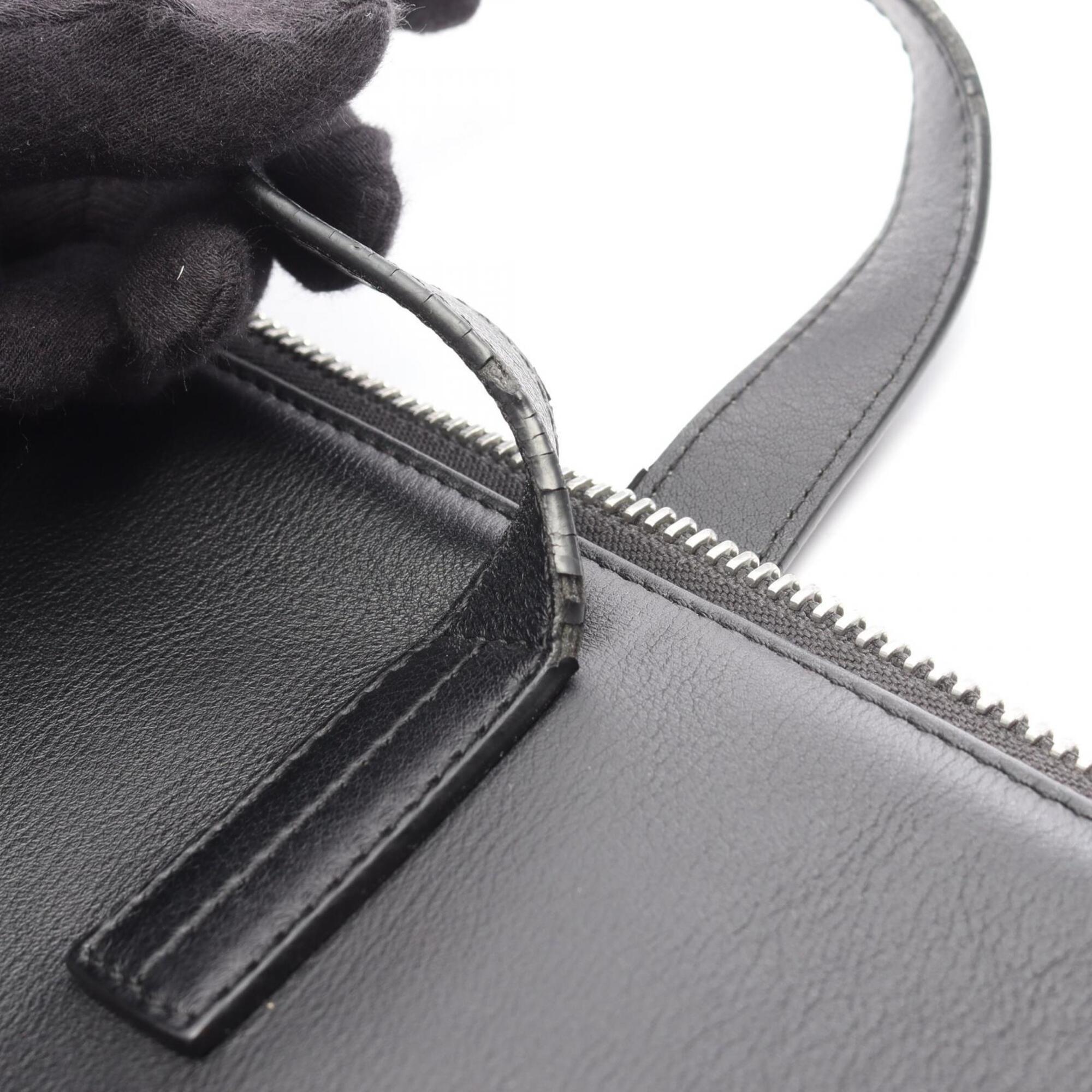 Loewe Black Leather Handbag (Pre-Owned)