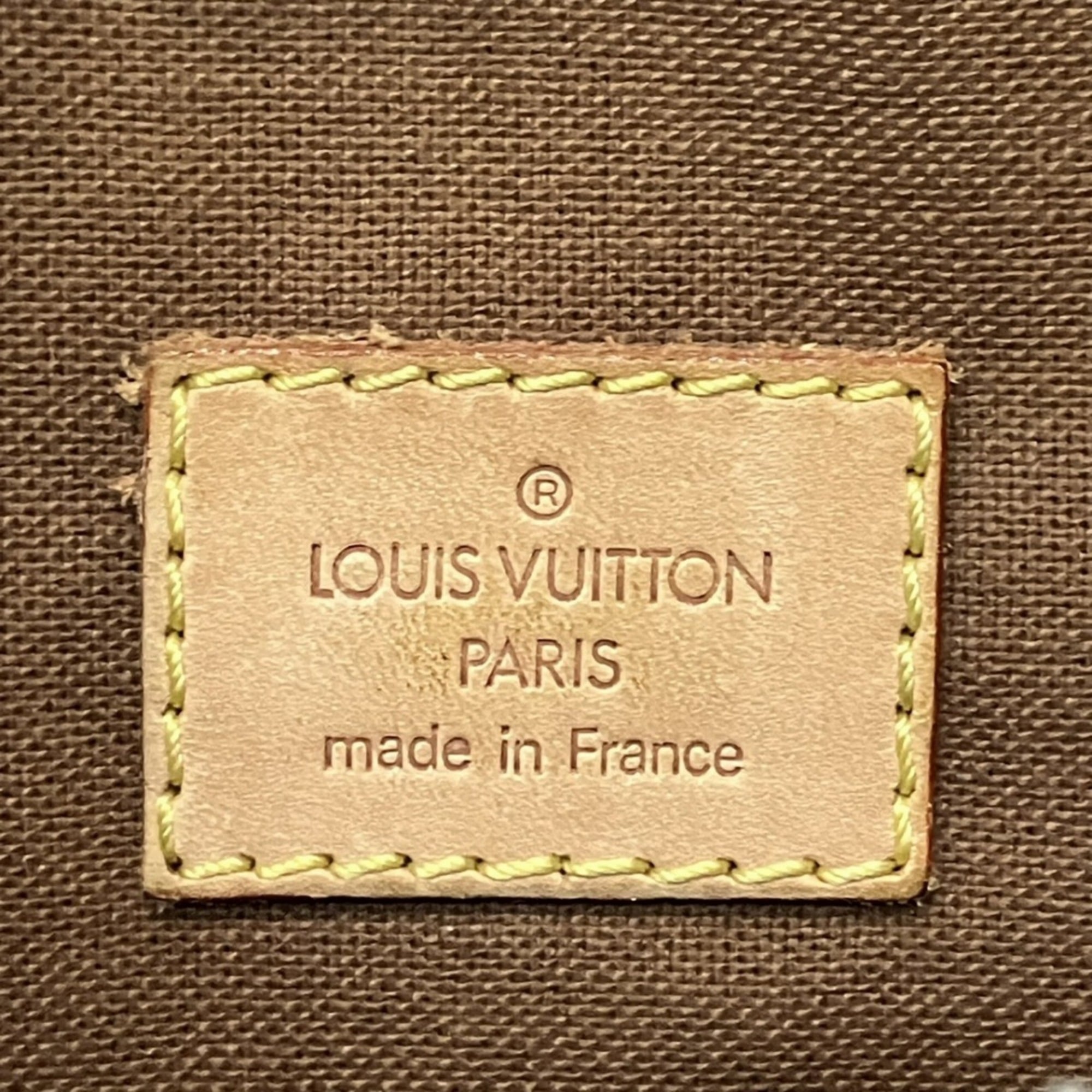 Louis Vuitton Brown Coated Canvas Pochette Shoulder Bag (Pre-Owned)