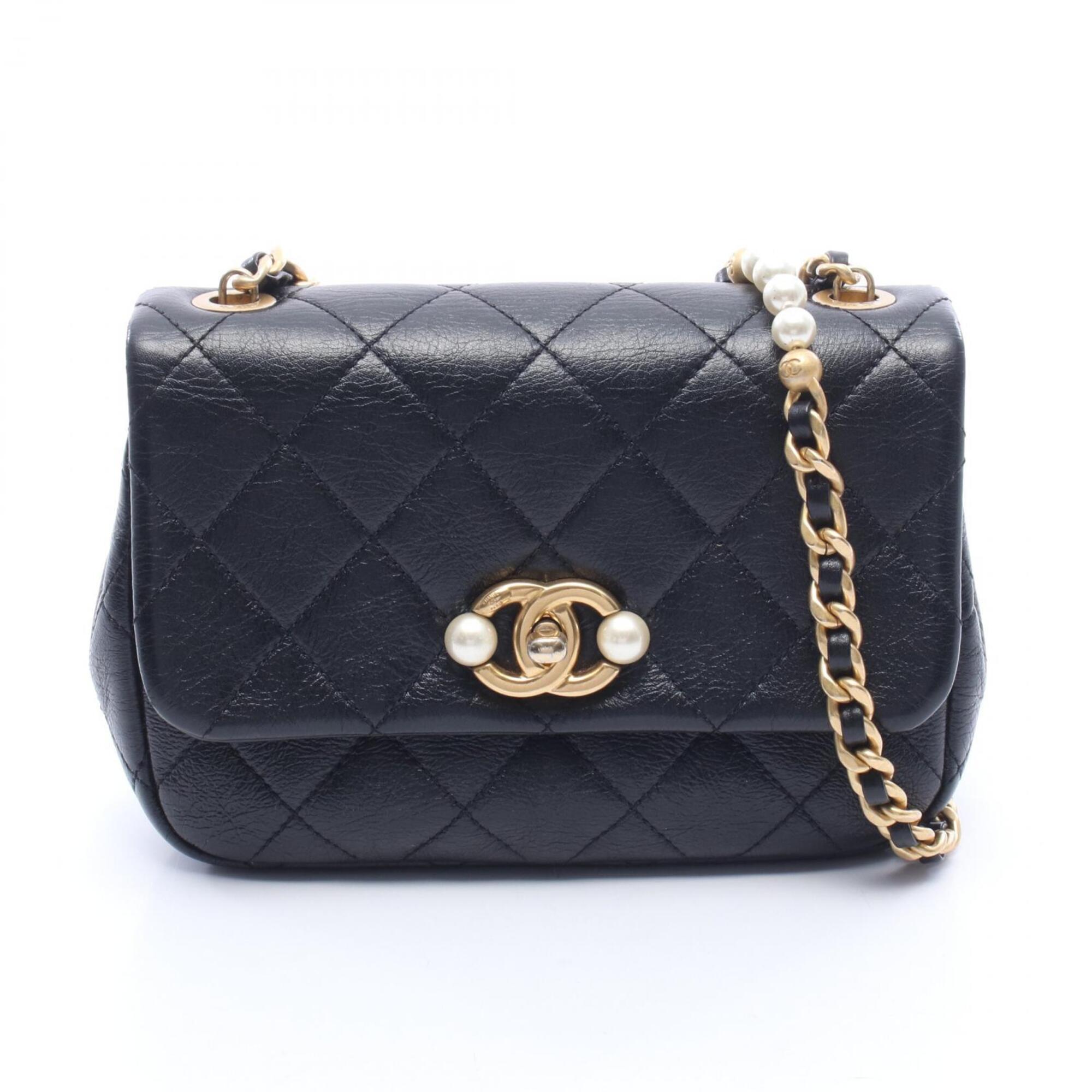 Chanel Black Leather Handbag Shoulder Bag (Pre-Owned)