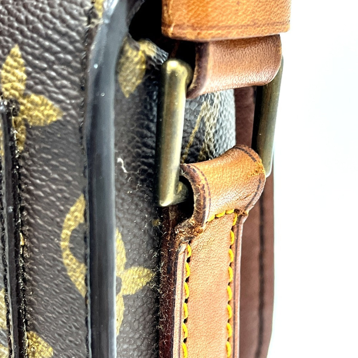 Louis Vuitton Brown Monogram Shoulder Bag (Pre-Owned)