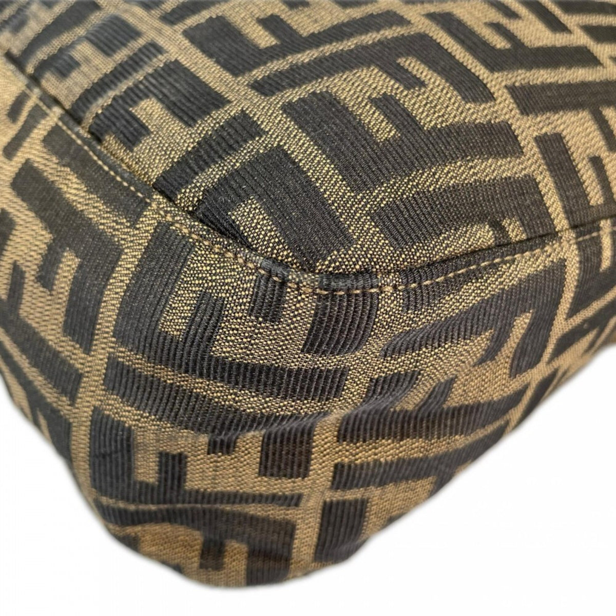 Fendi Zucca Brown Canvas Shoulder Bag (Pre-Owned)