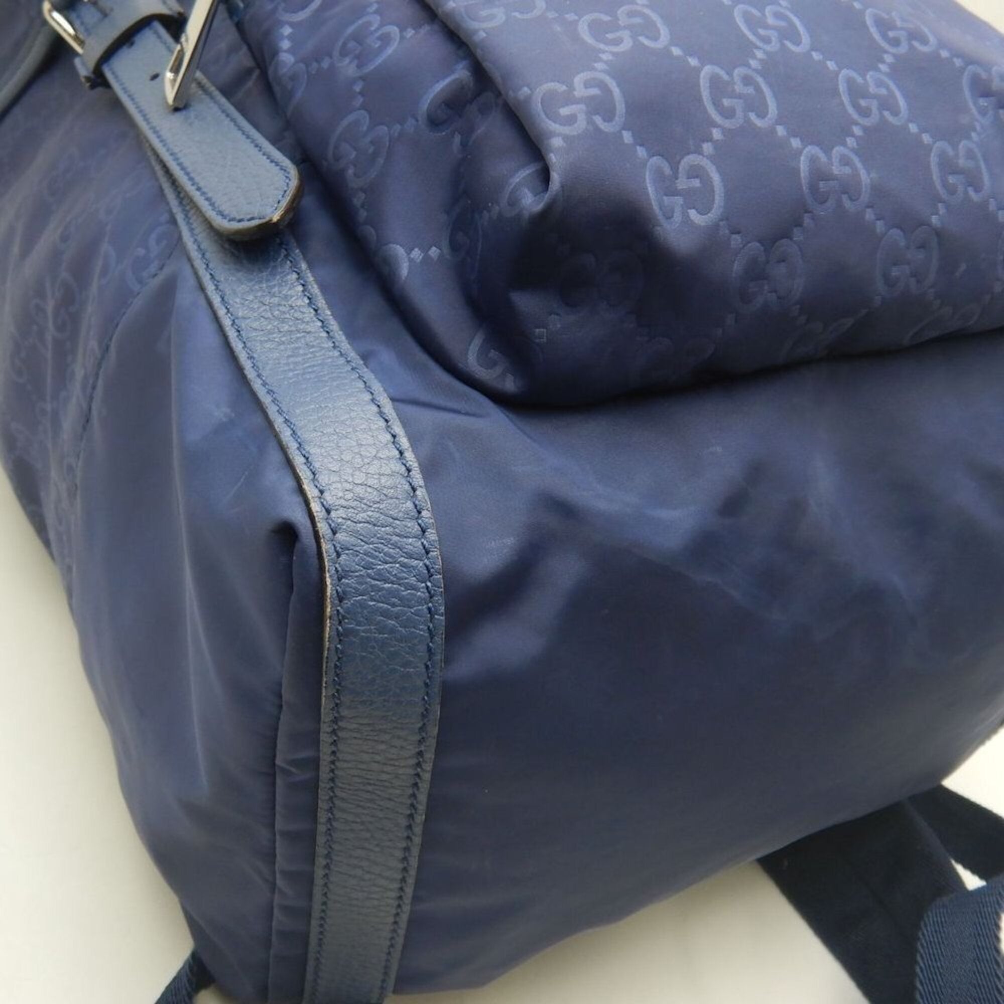 Gucci Navy Nylon Backpack (Pre-Owned)