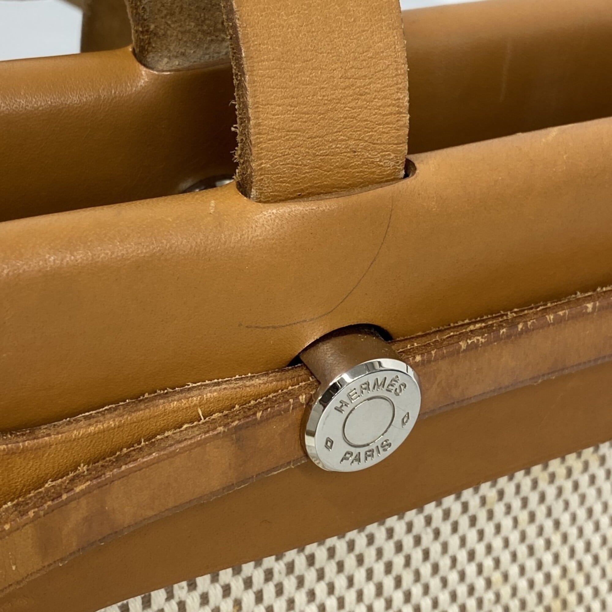 Hermes Natural Shoulder Bag (Pre-Owned)