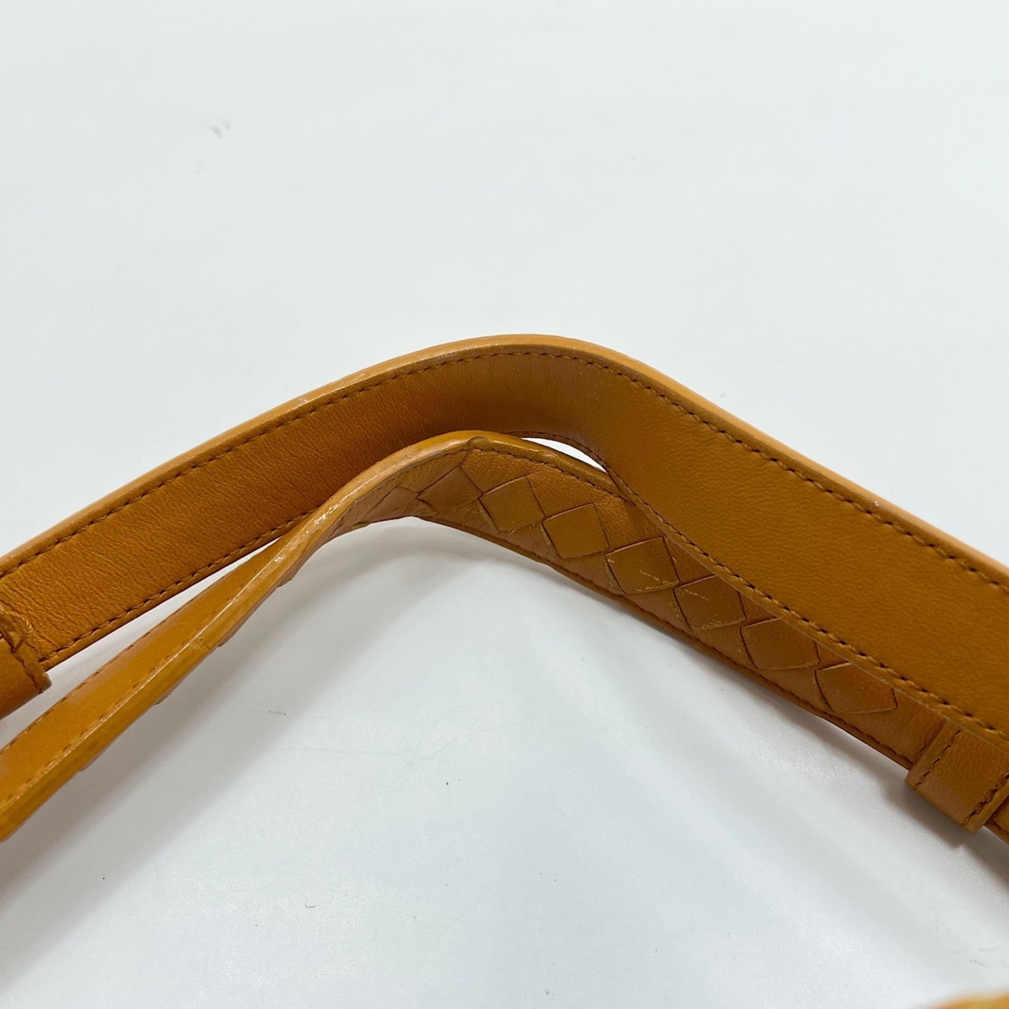 Bottega Veneta Intrecciato Yellow Leather Shoulder Bag (Pre-Owned)