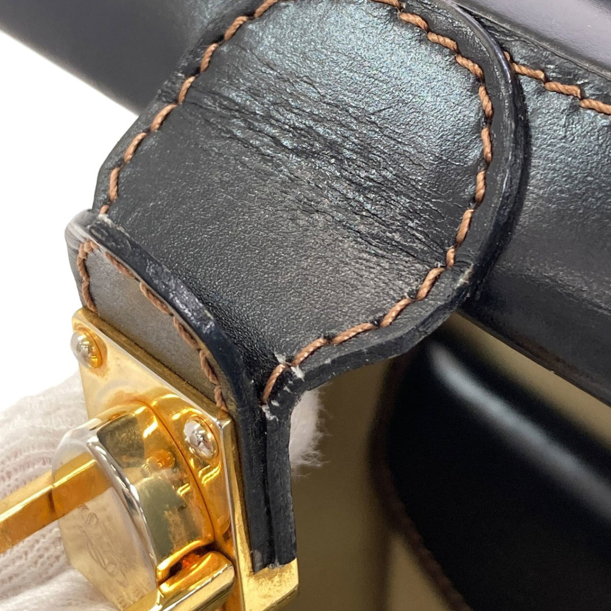 Loewe Black Leather Handbag (Pre-Owned)