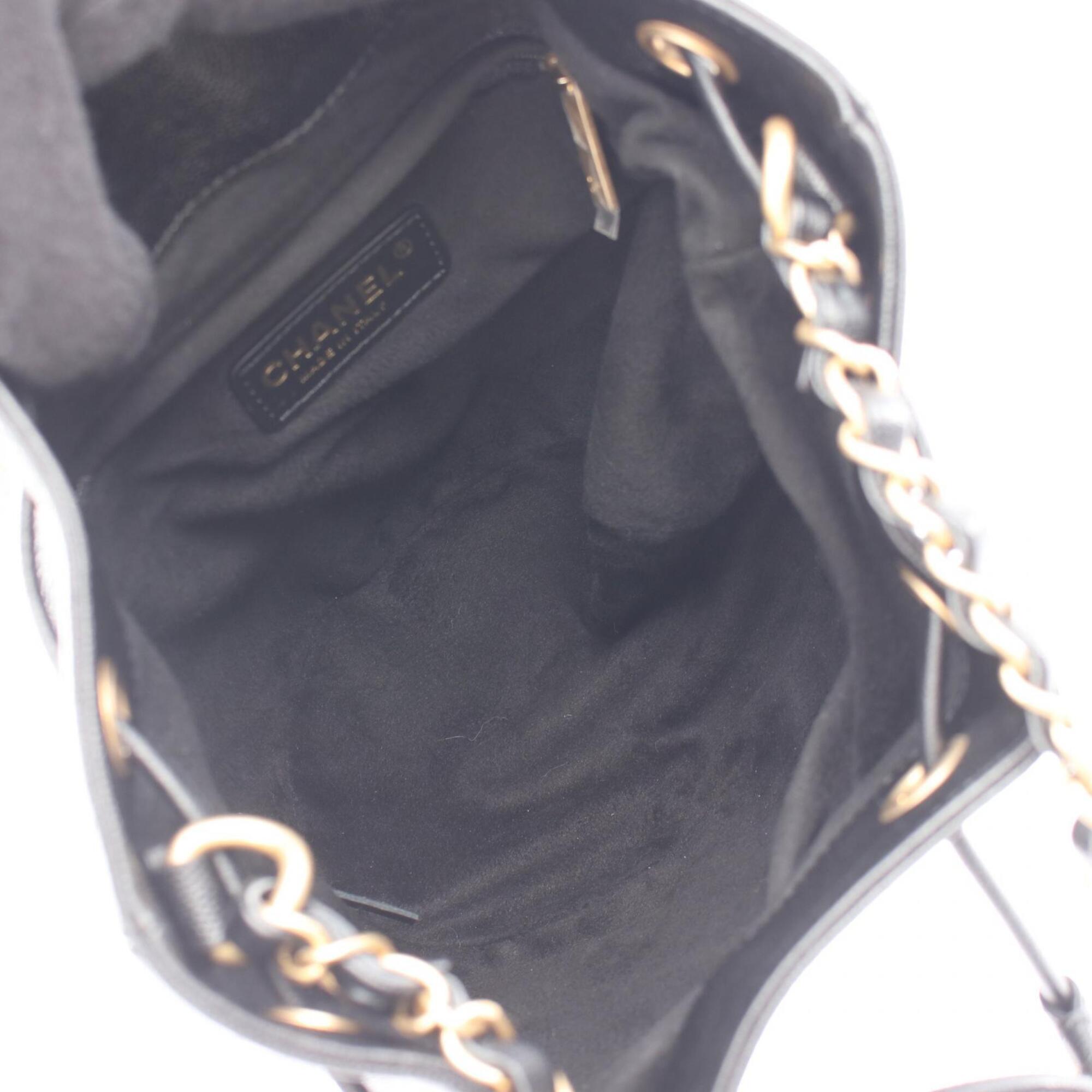 Chanel Black Grained Calfskin Handbag Shoulder Bag (Pre-Owned)