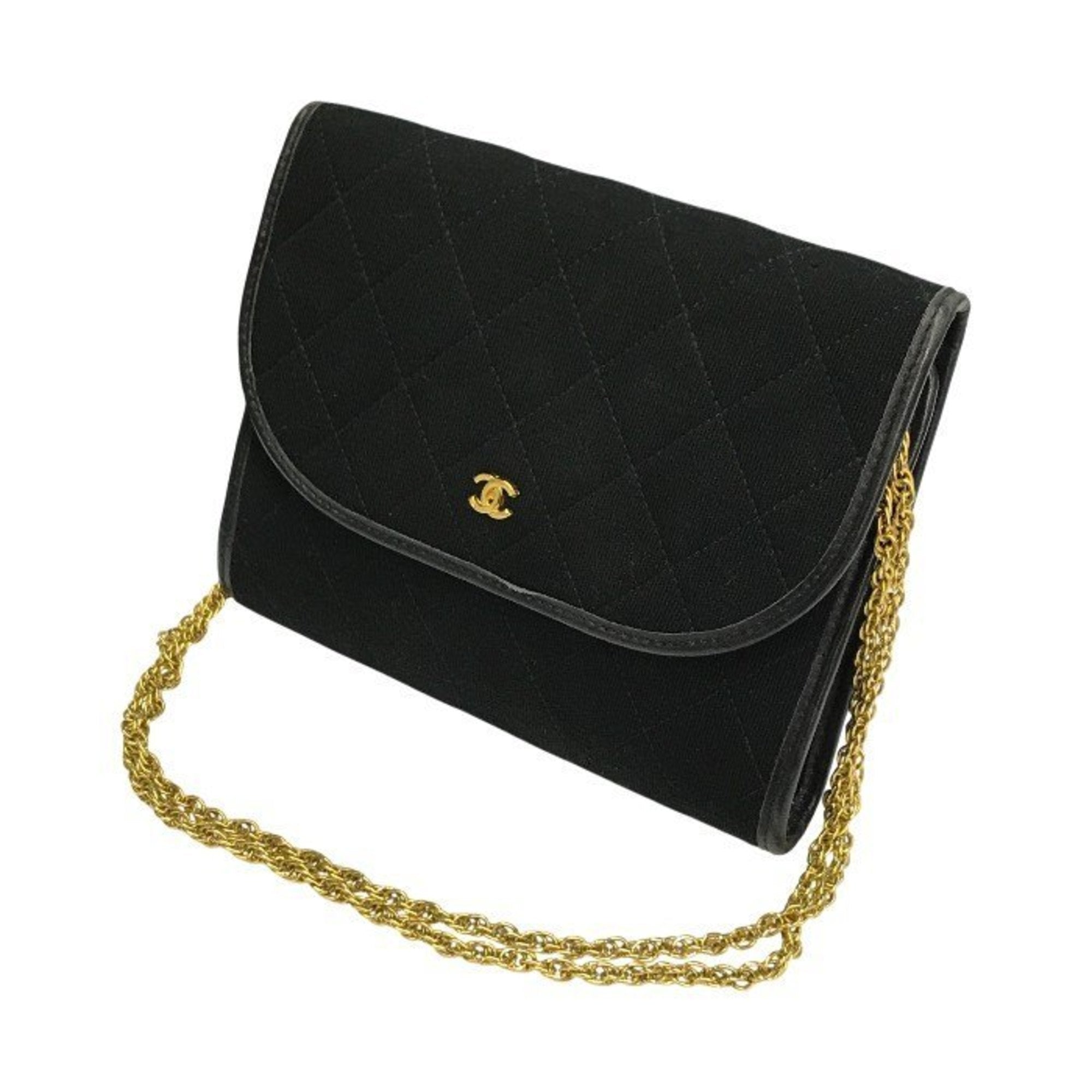 Chanel Black Shoulder Bag (Pre-Owned)