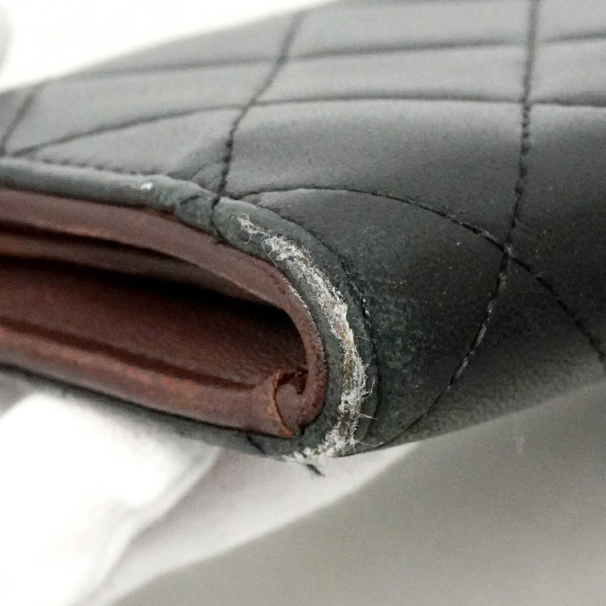 Chanel Black Leather Long Wallet (Bi-Fold) (Pre-Owned)