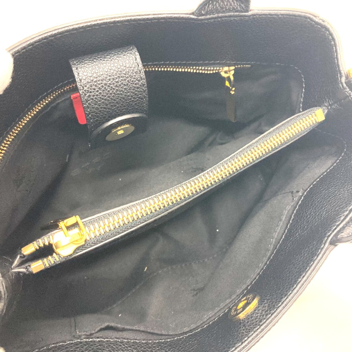 Etro Black Leather Handbag (Pre-Owned)