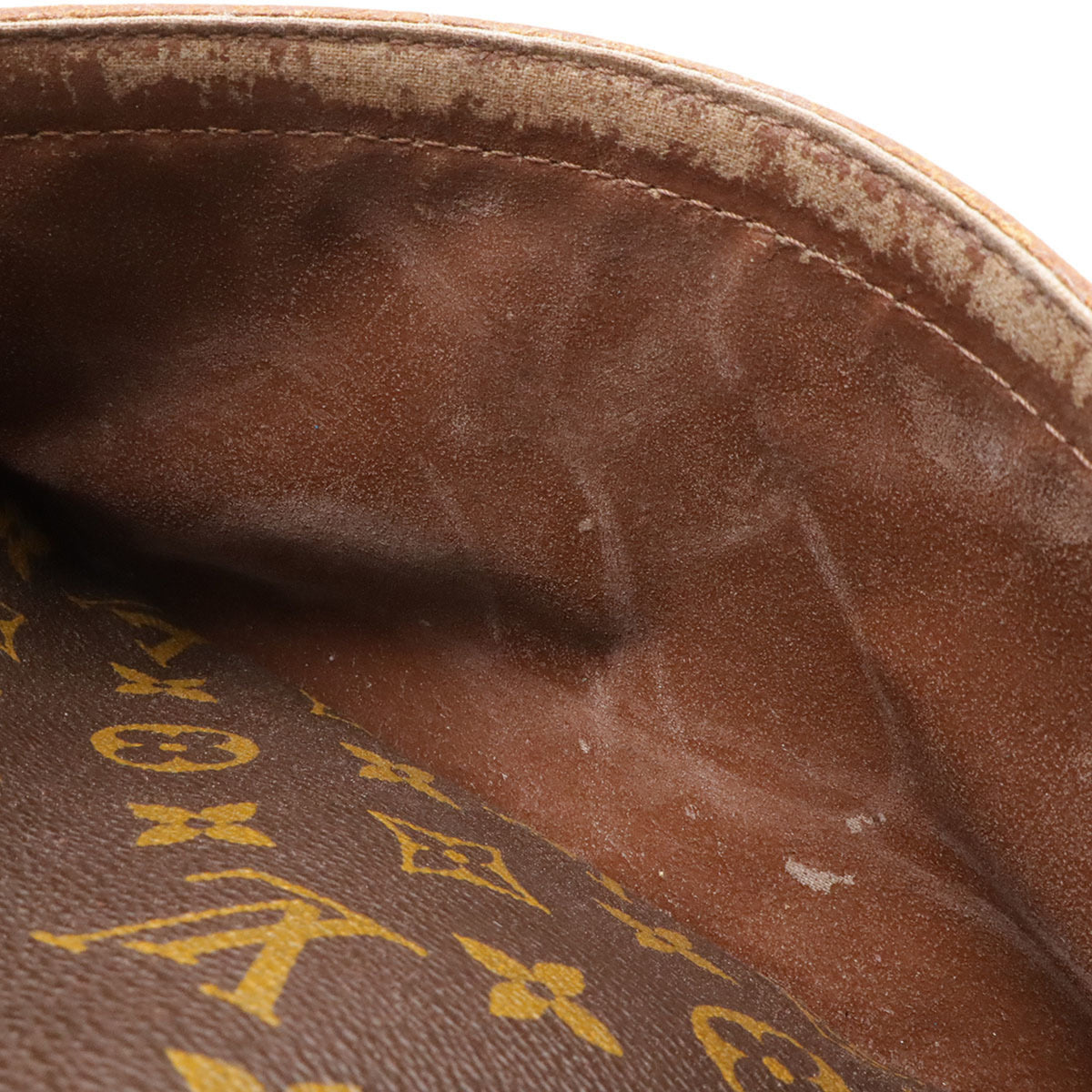 Louis Vuitton Monogram Brown Monogram Pochette Shoulder Bag (Pre-Owned)