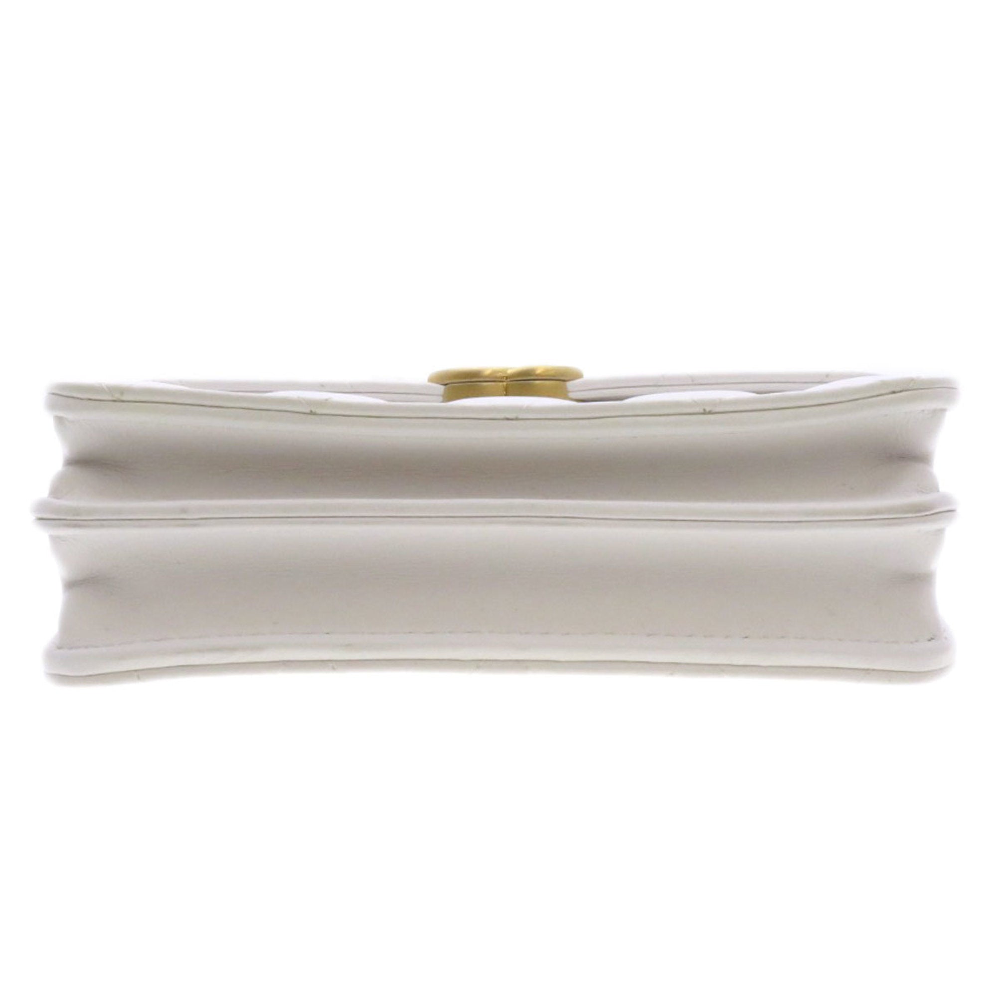 Chanel Matelasse White Leather Shoulder Bag (Pre-Owned)