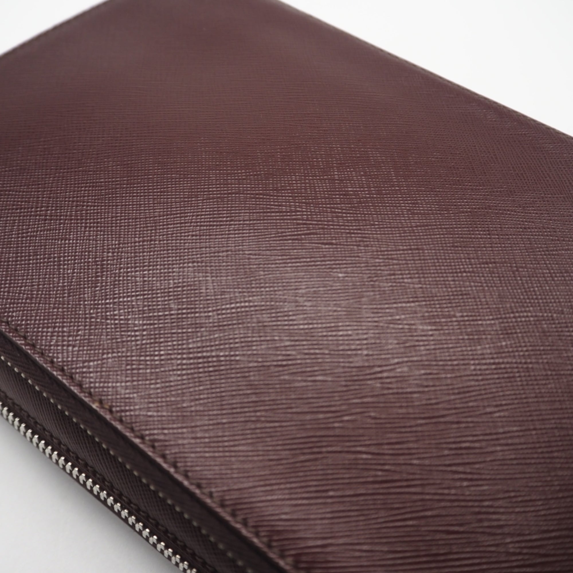 Prada Brown Leather Clutch Bag (Pre-Owned)