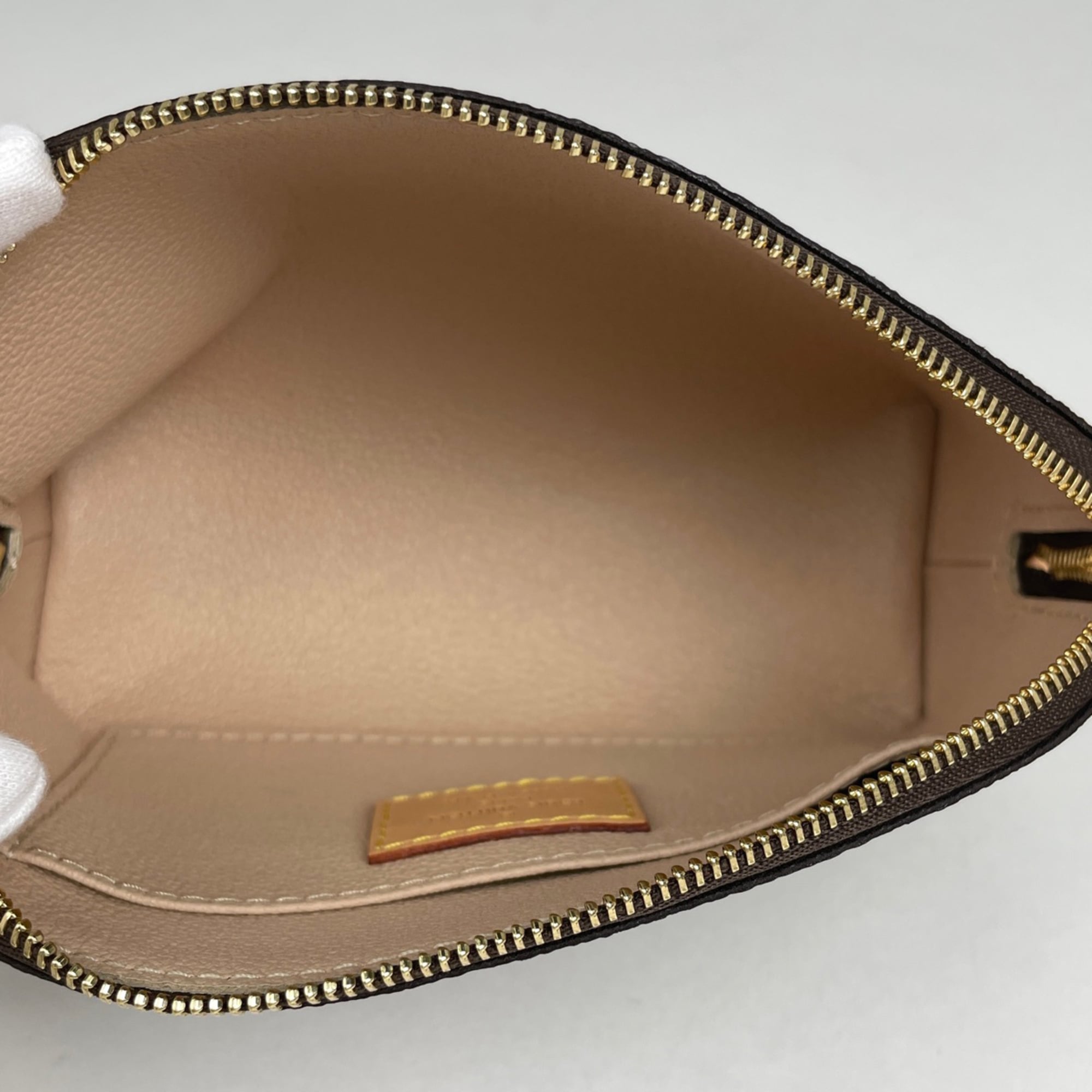 Louis Vuitton Brown Monogram Pouch (Pre-Owned)