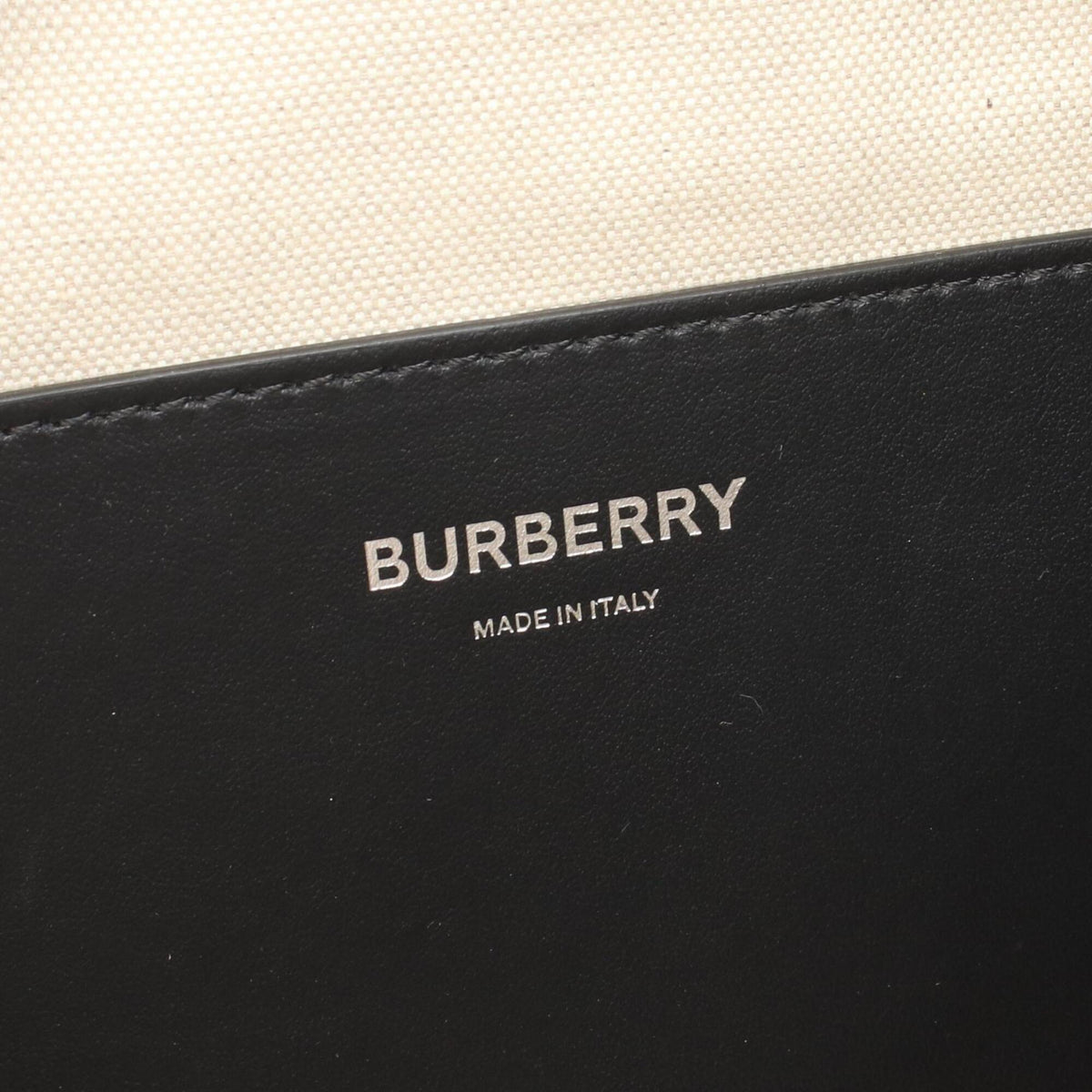 Burberry Beige Black Multi-Color Leather Fanny Pack Handbag (Pre-Owned)